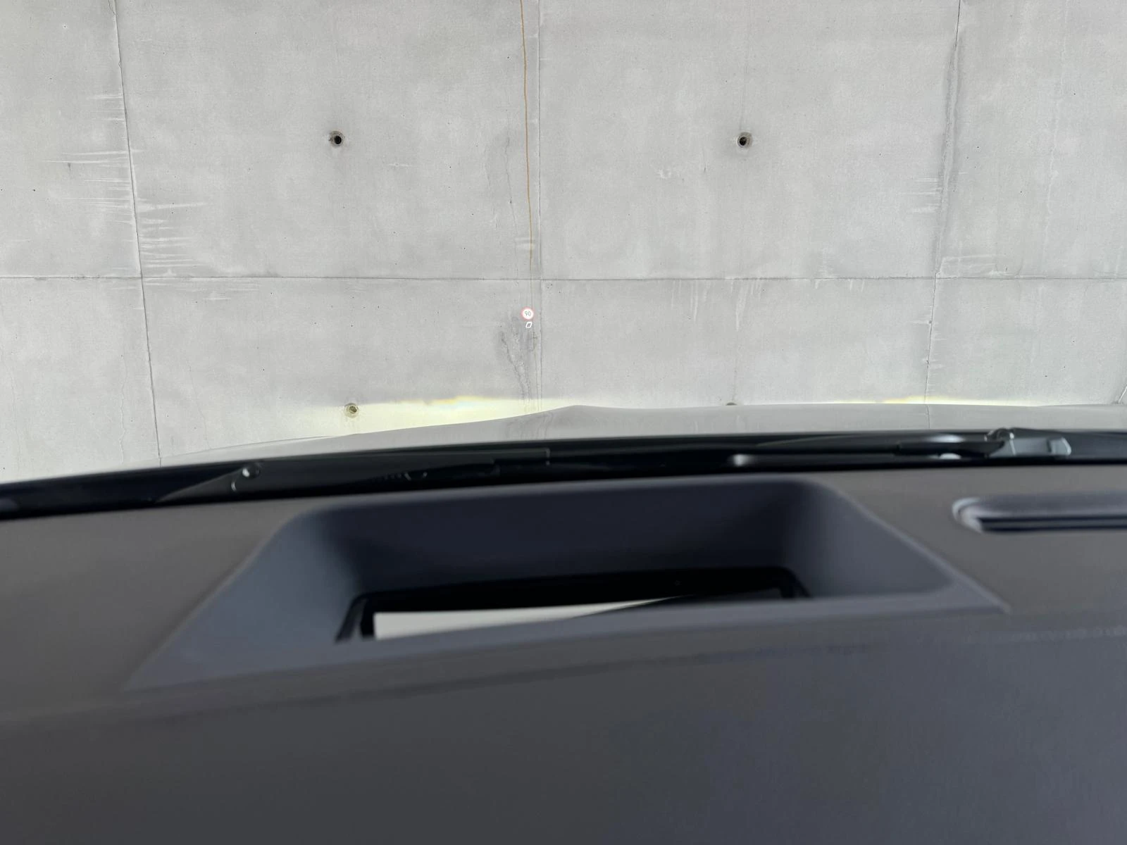 Mercedes-Benz-EQA-image-13
