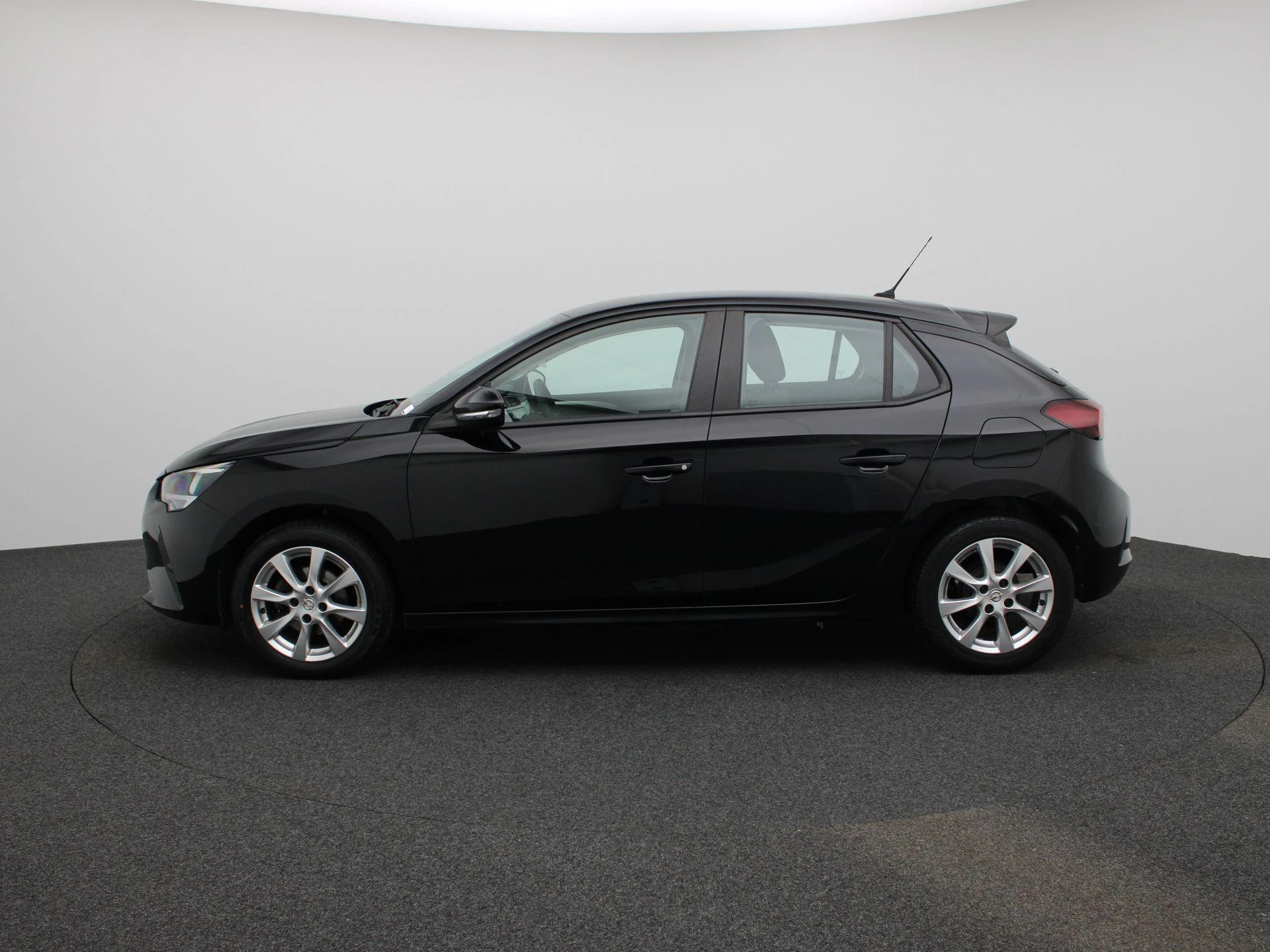 Opel-Corsa-image-3