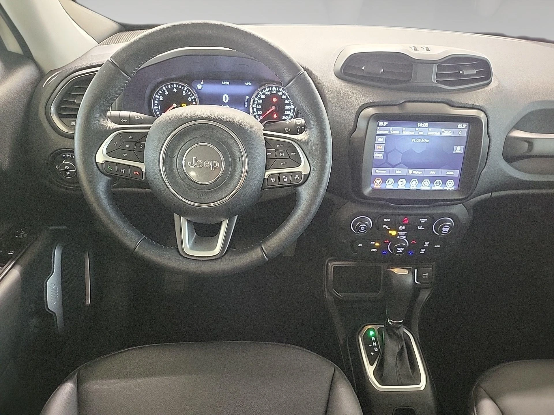 Jeep-Renegade-image-4