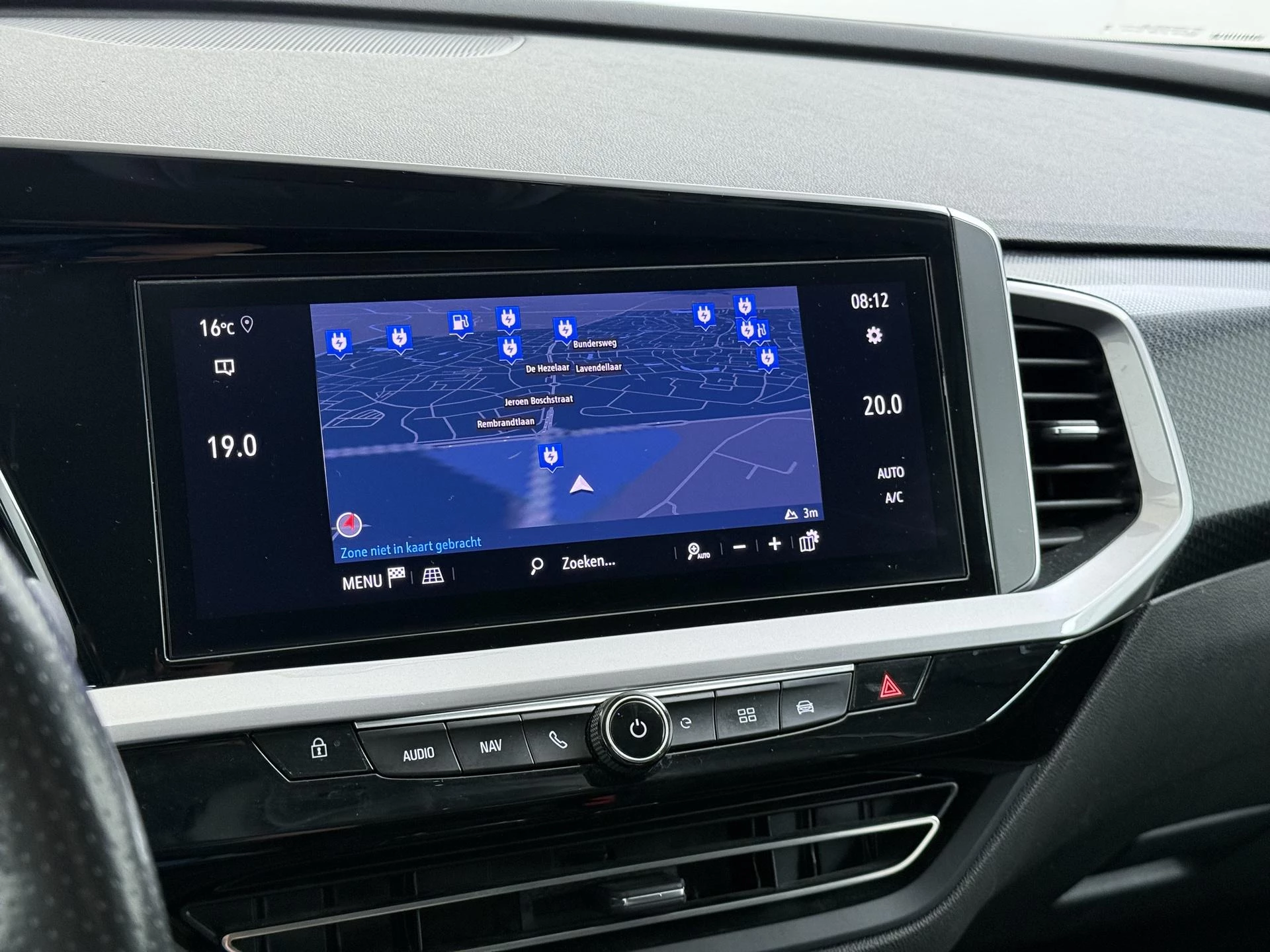 Opel-Grandland-image-27