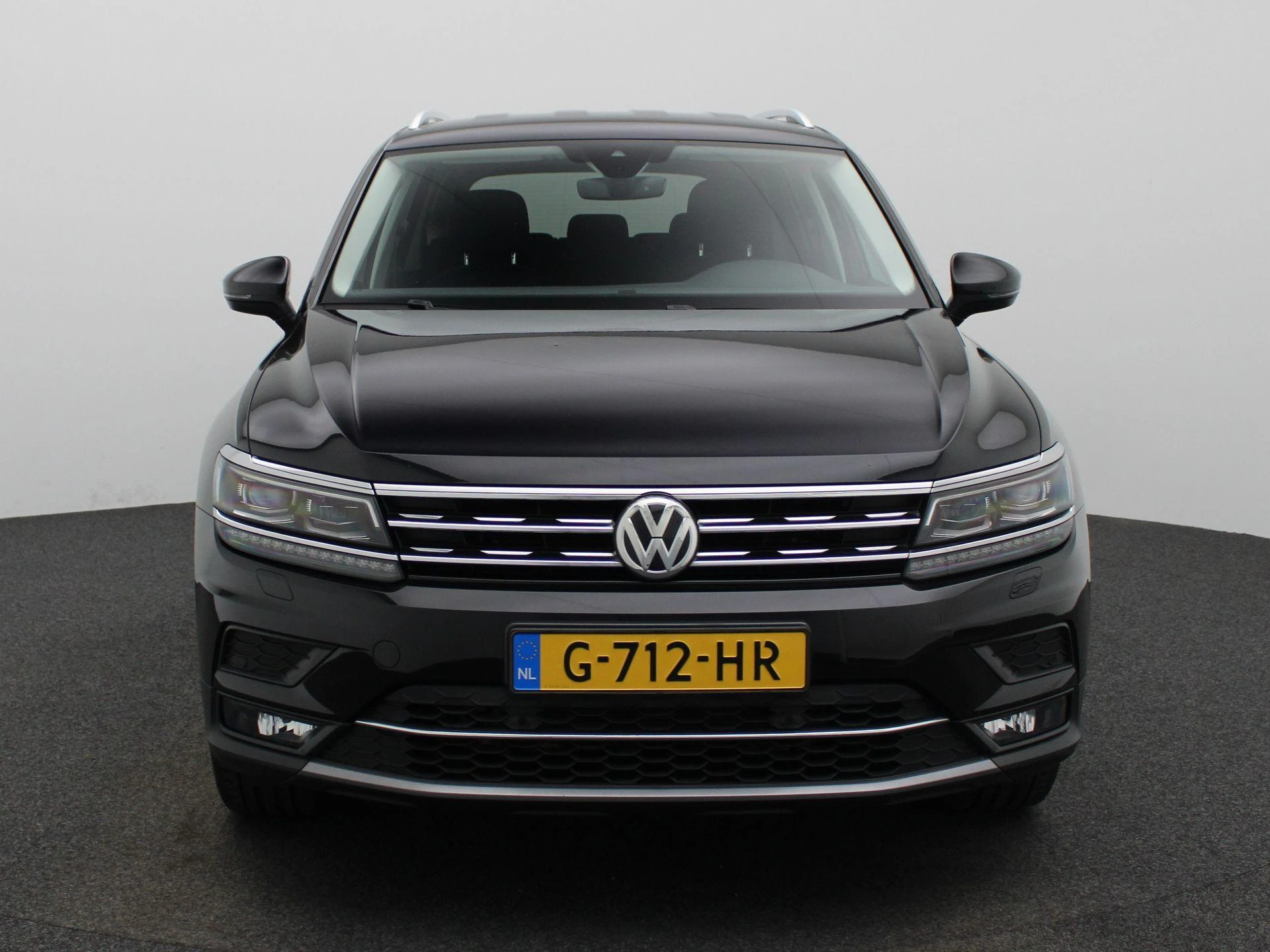 Volkswagen-Tiguan Allspace-image-2