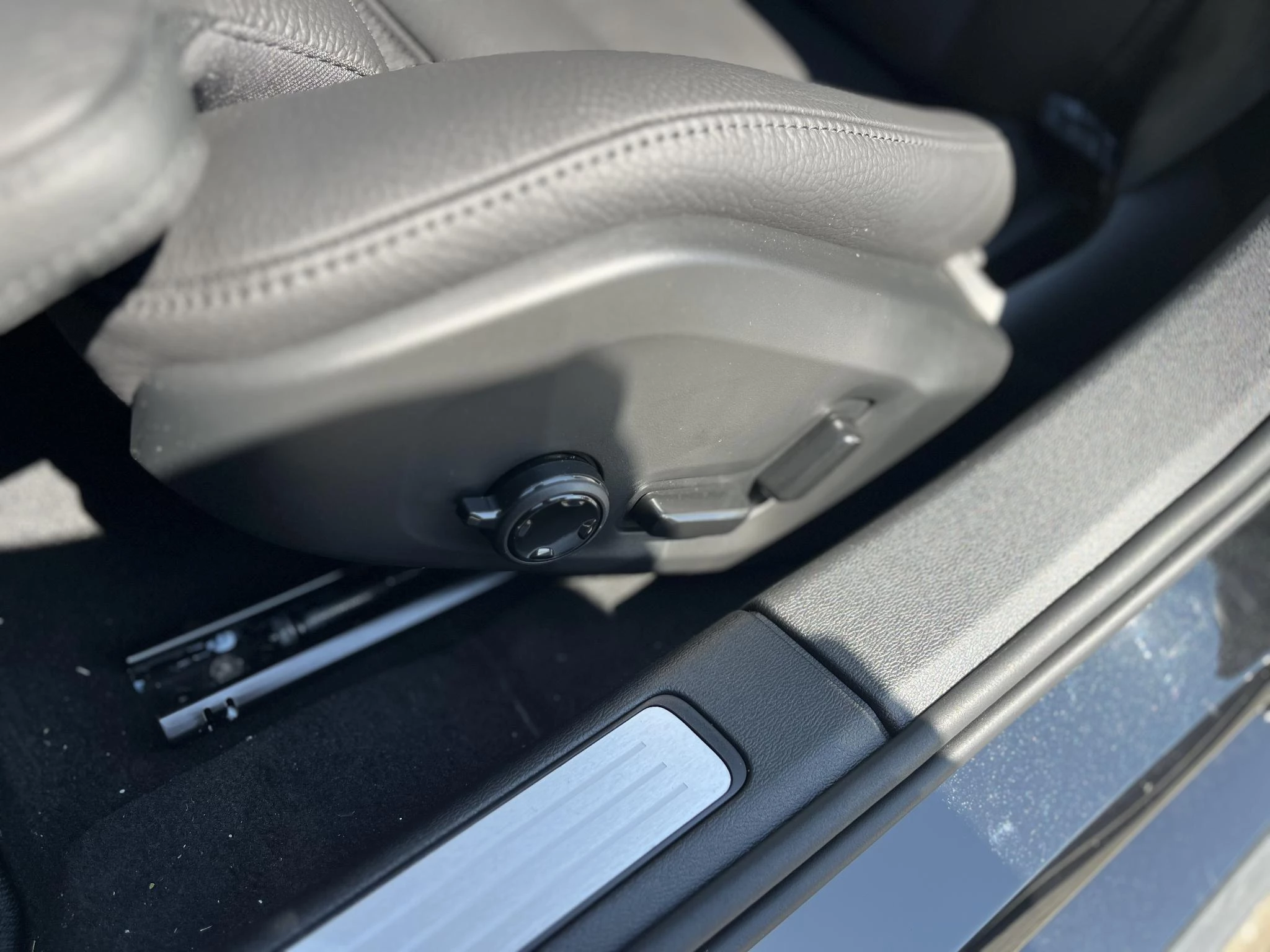 Volvo V60 T6 Plug-in hybrid AWD Ultra Dark