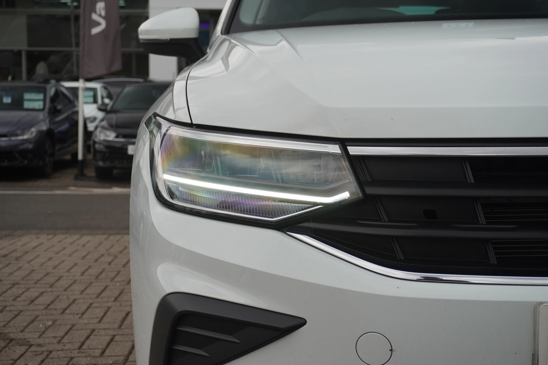 Volkswagen-Tiguan-image-29