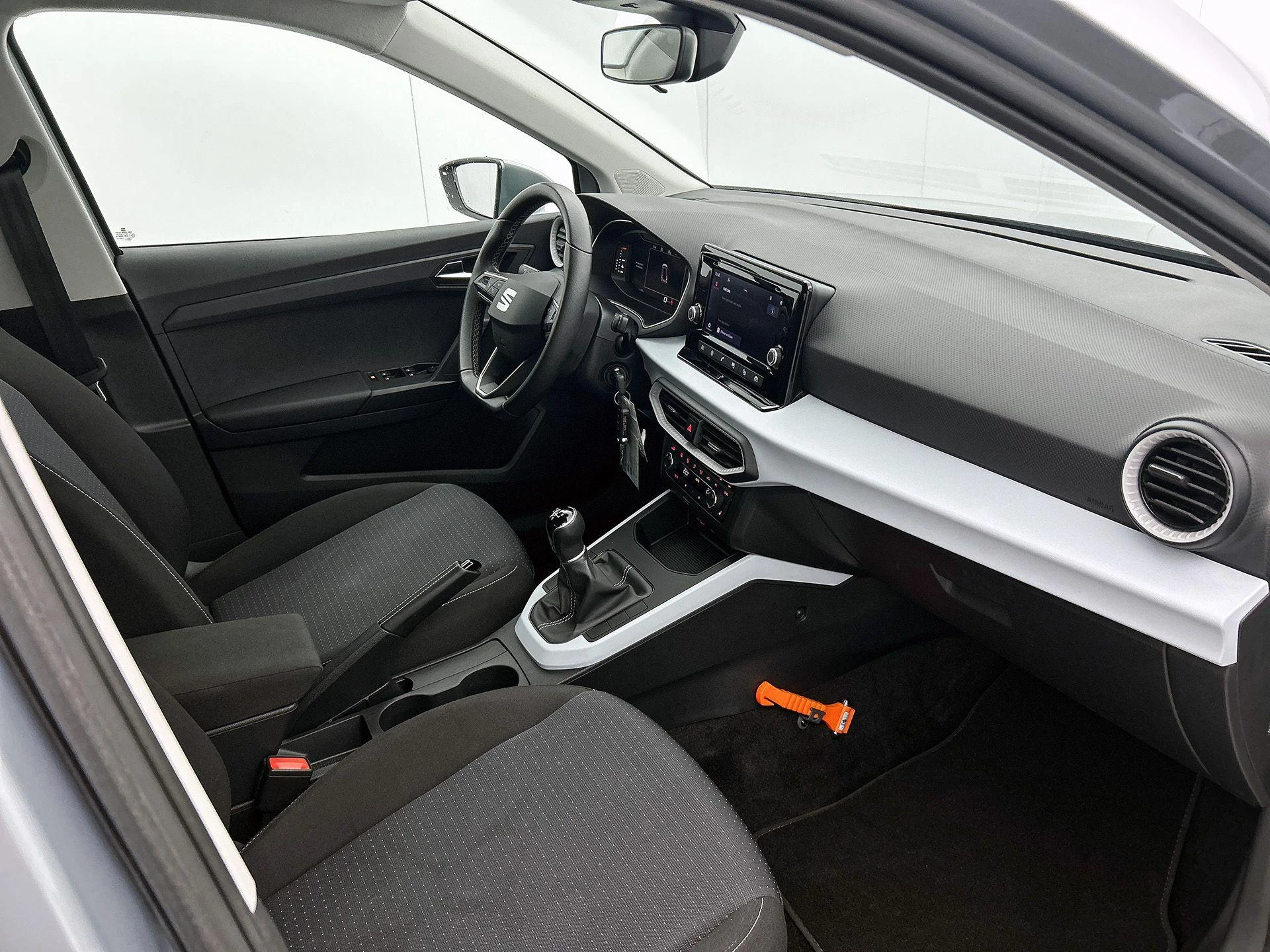 SEAT-Arona-image-20
