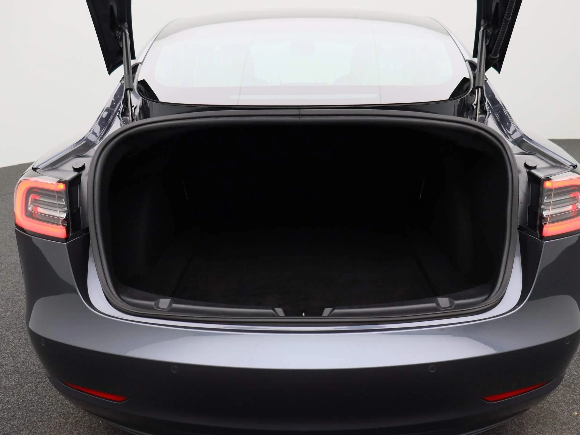 Tesla Model 3 Long Range AWD 75 kWh