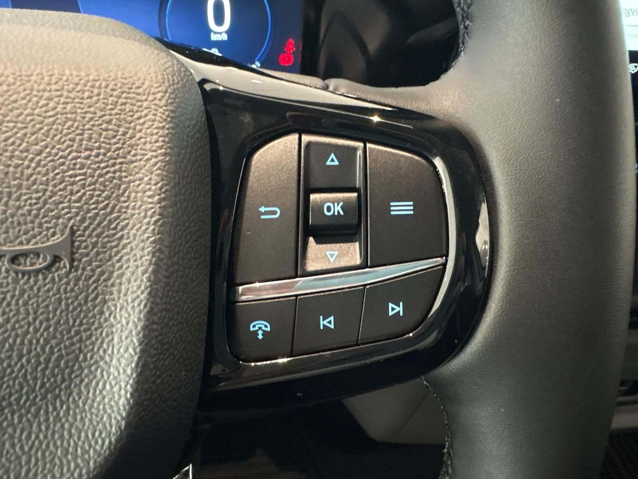 Ford-Transit Custom-image-17