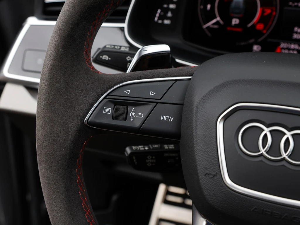 Audi-RSQ8-image-17
