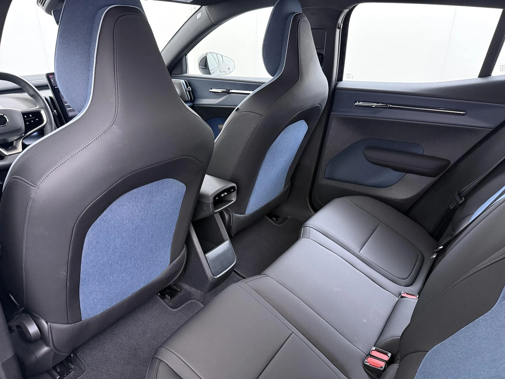 Volvo-EX30-image-13
