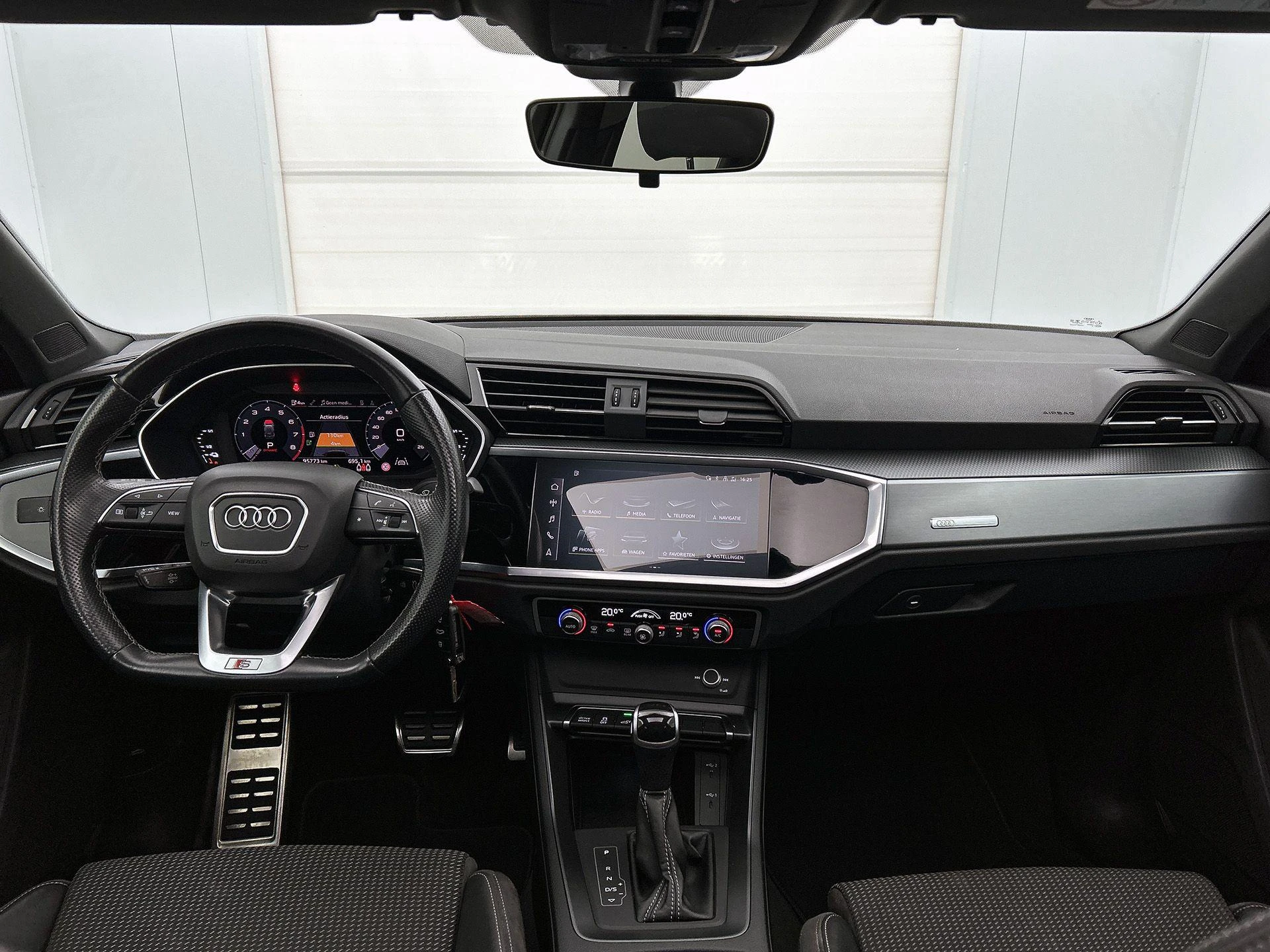 Audi Q3 45 TFSI e S edition 245 PK