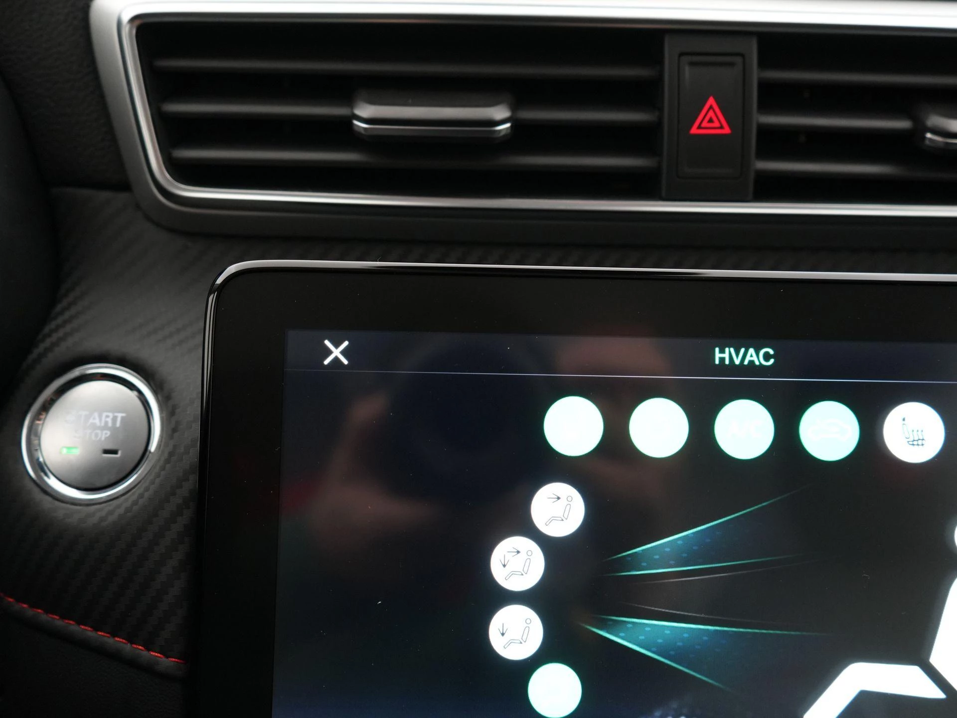 MG ZS ICE 1.0 AT LUXURY FWD