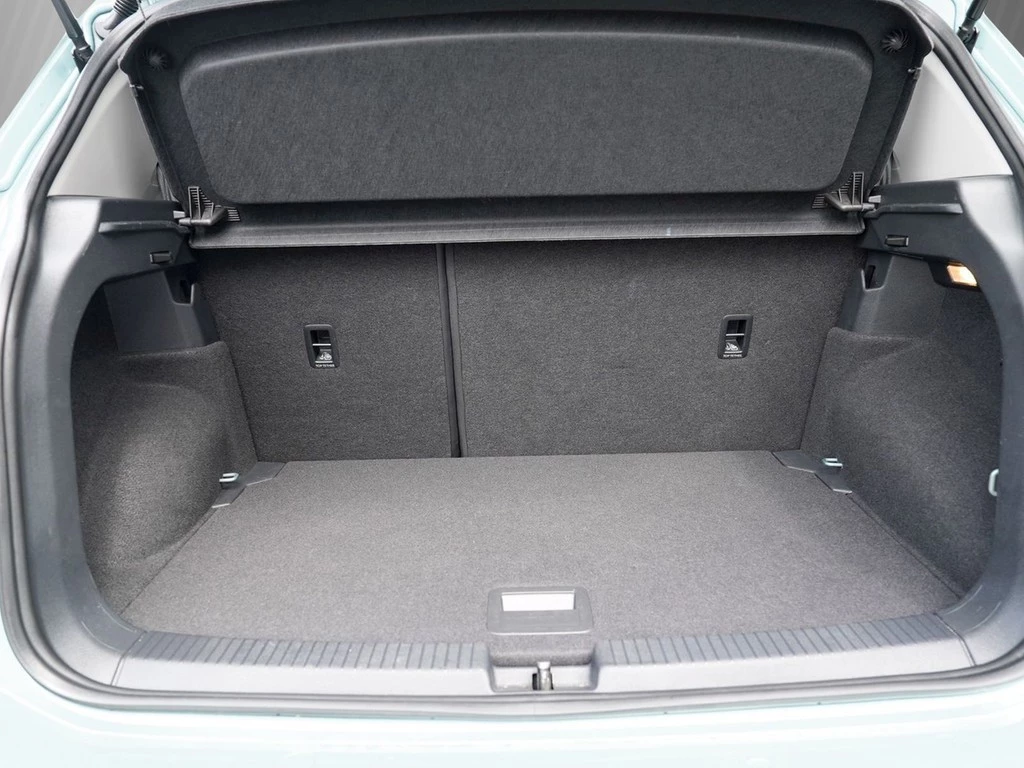 Volkswagen T-Cross 1.0 TSI ACTIVE /Navi/ACC/AppConnect/DAB+