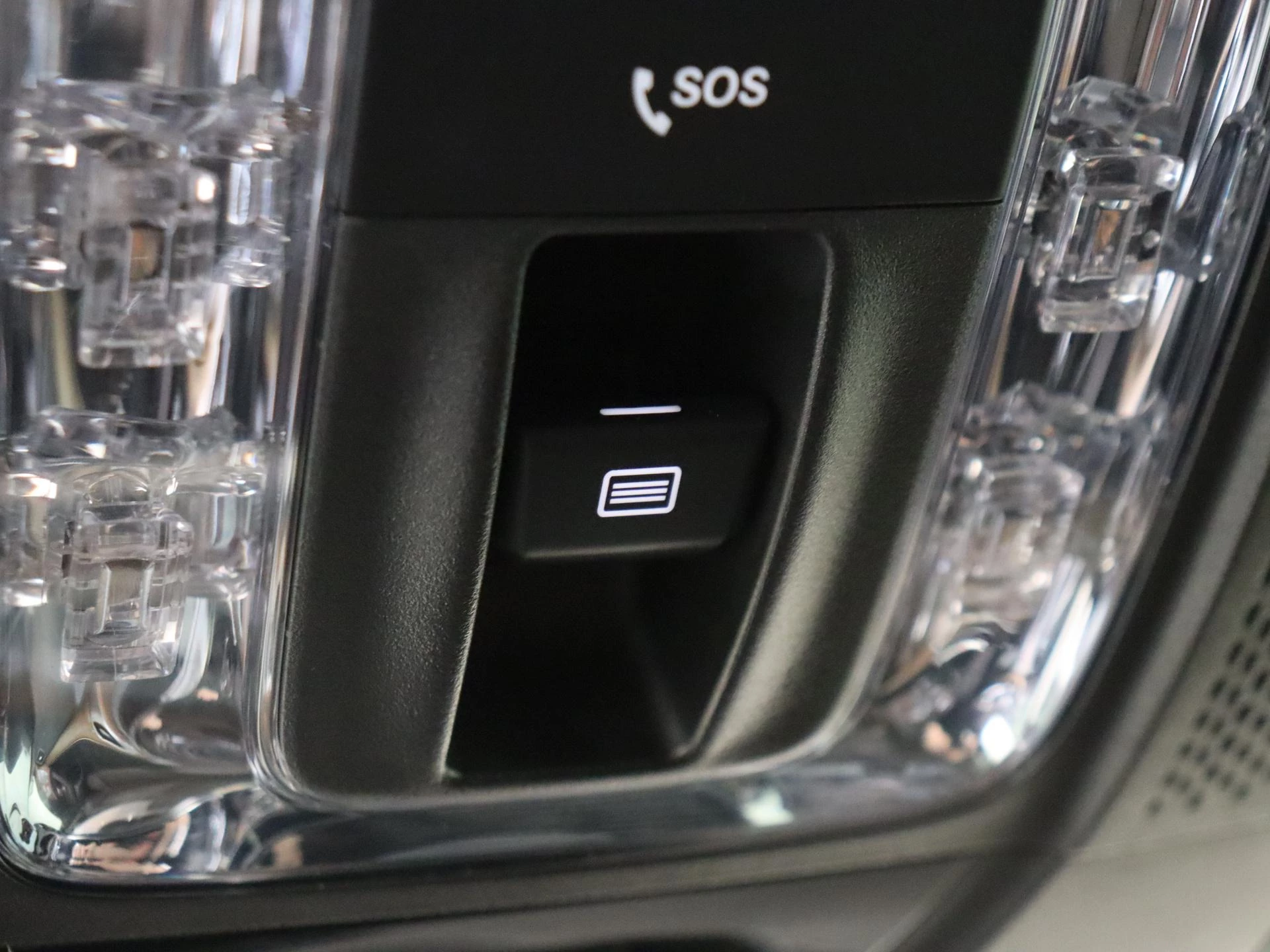 Mercedes-Benz-GLE-image-25