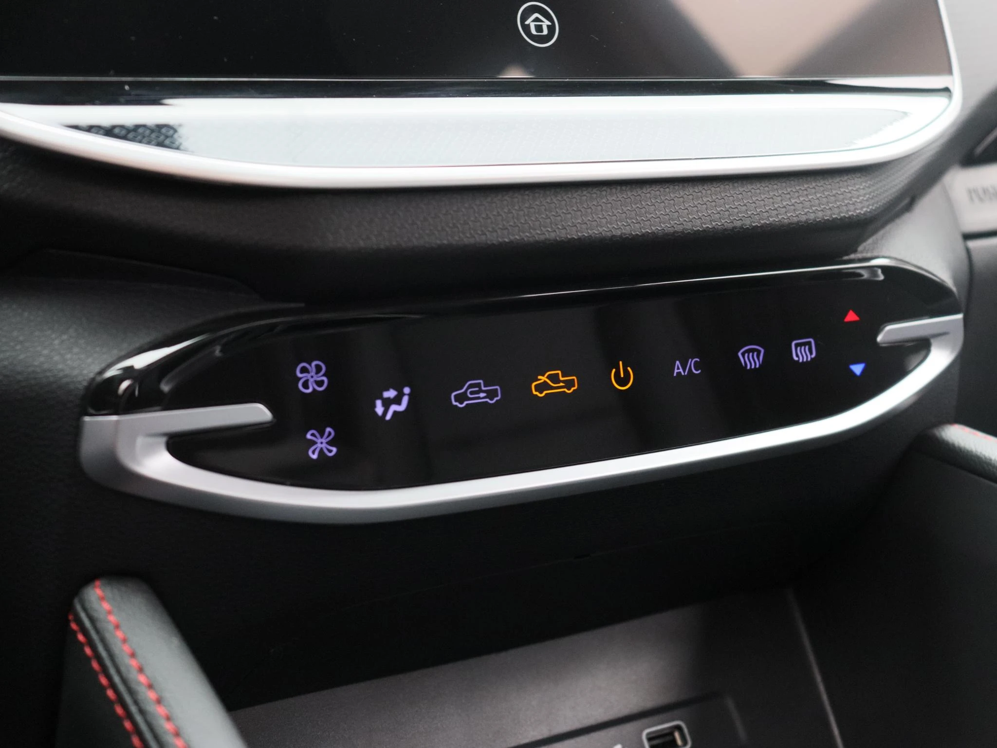 Maxus-T90 EV-image-18