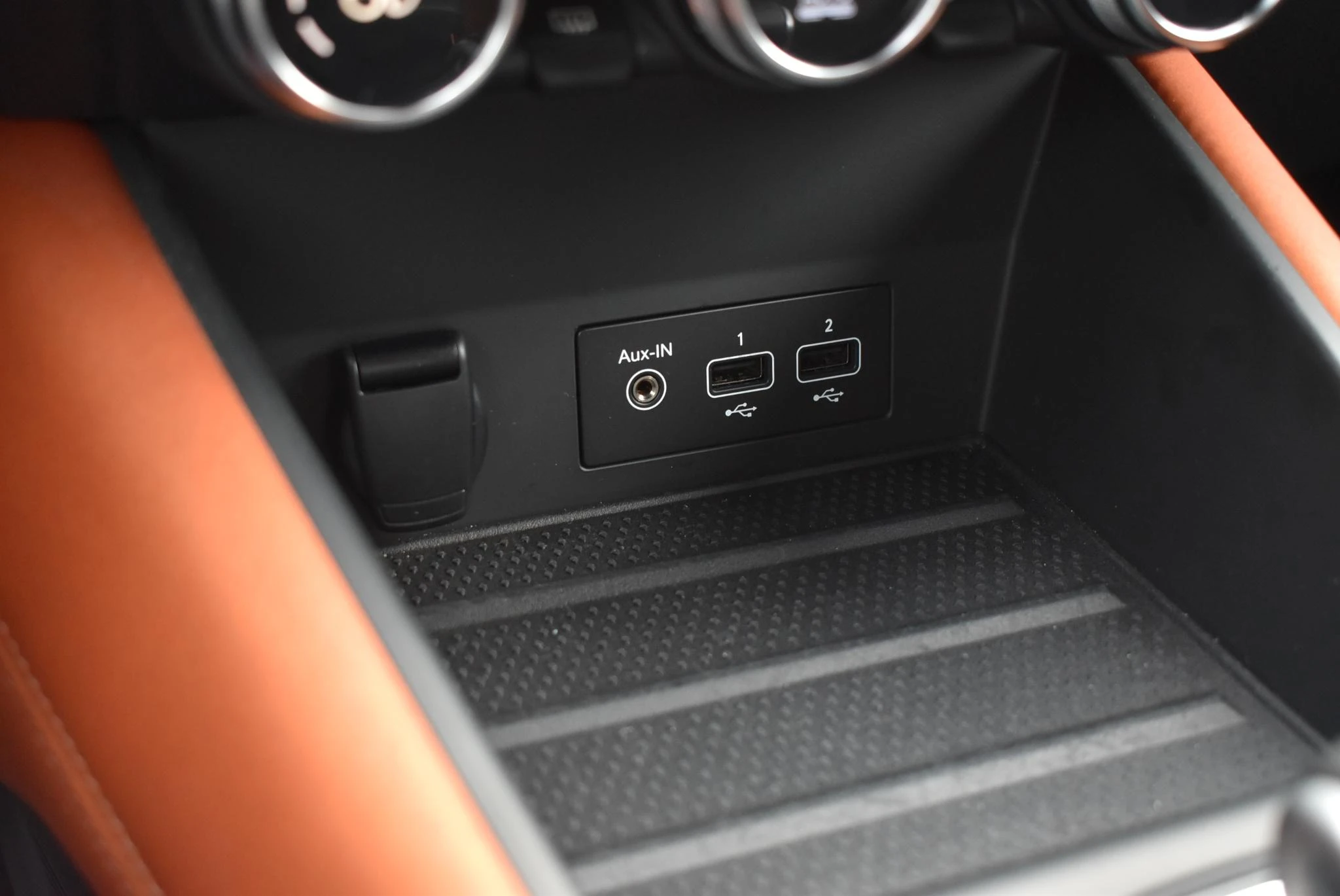 Renault-Captur-image-34