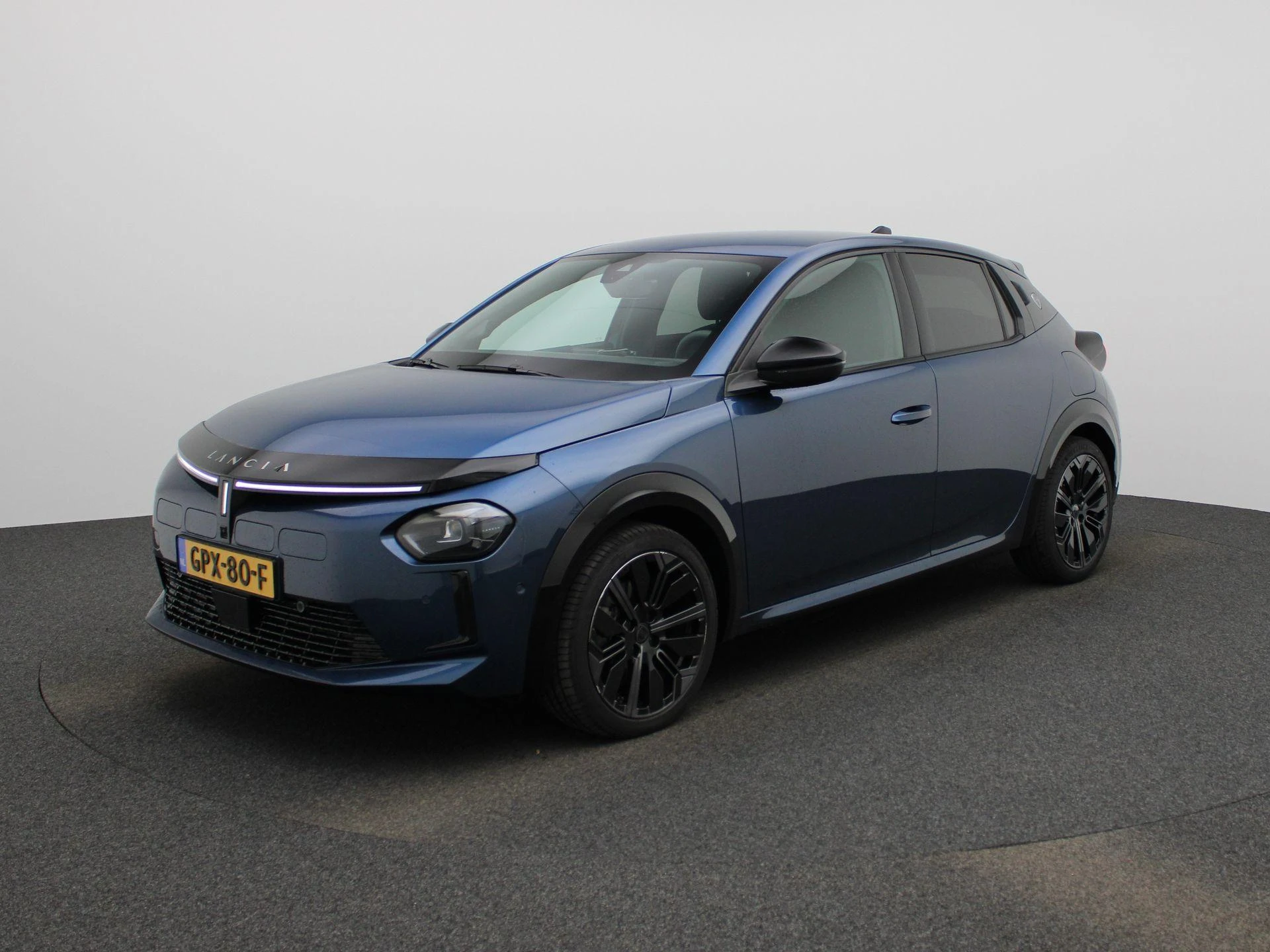 Lancia-Ypsilon-image-0