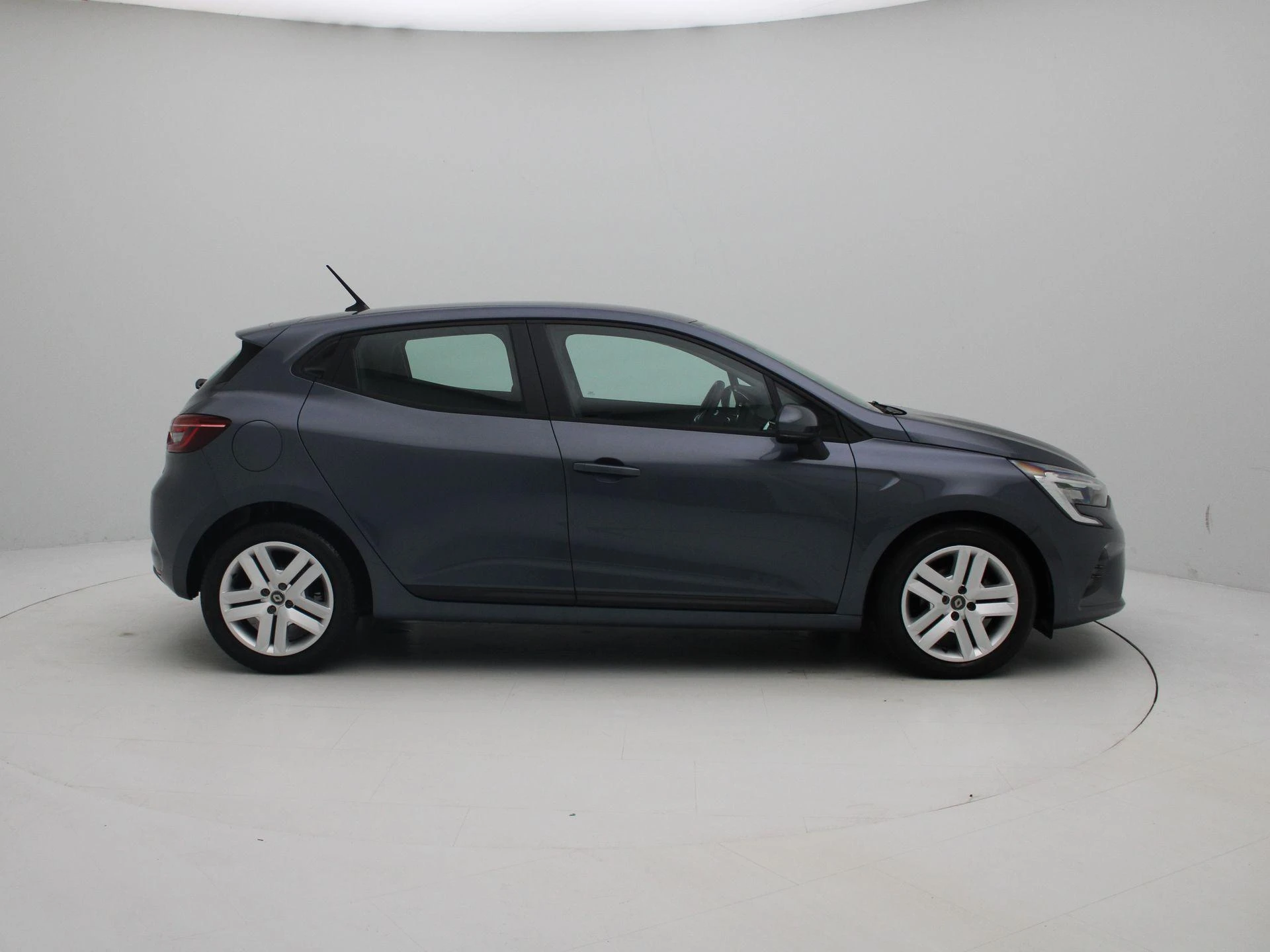 Renault-Clio-image-5