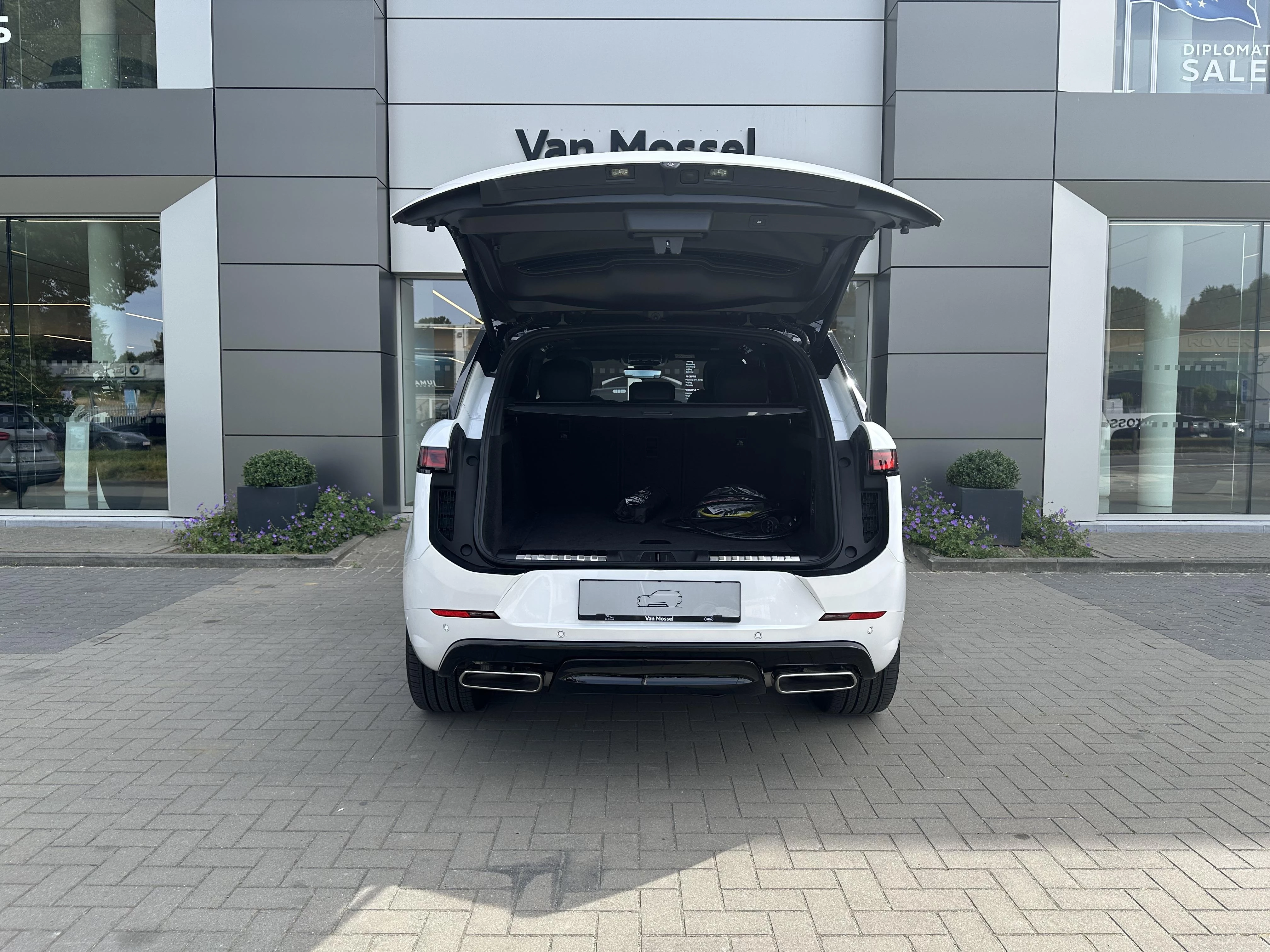 Land Rover-Range Rover Sport-image-8