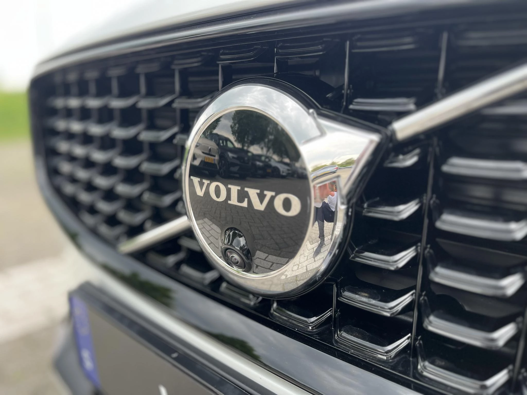 Volvo V60 T8 Plug-in hybrid AWD Ultra Dark
