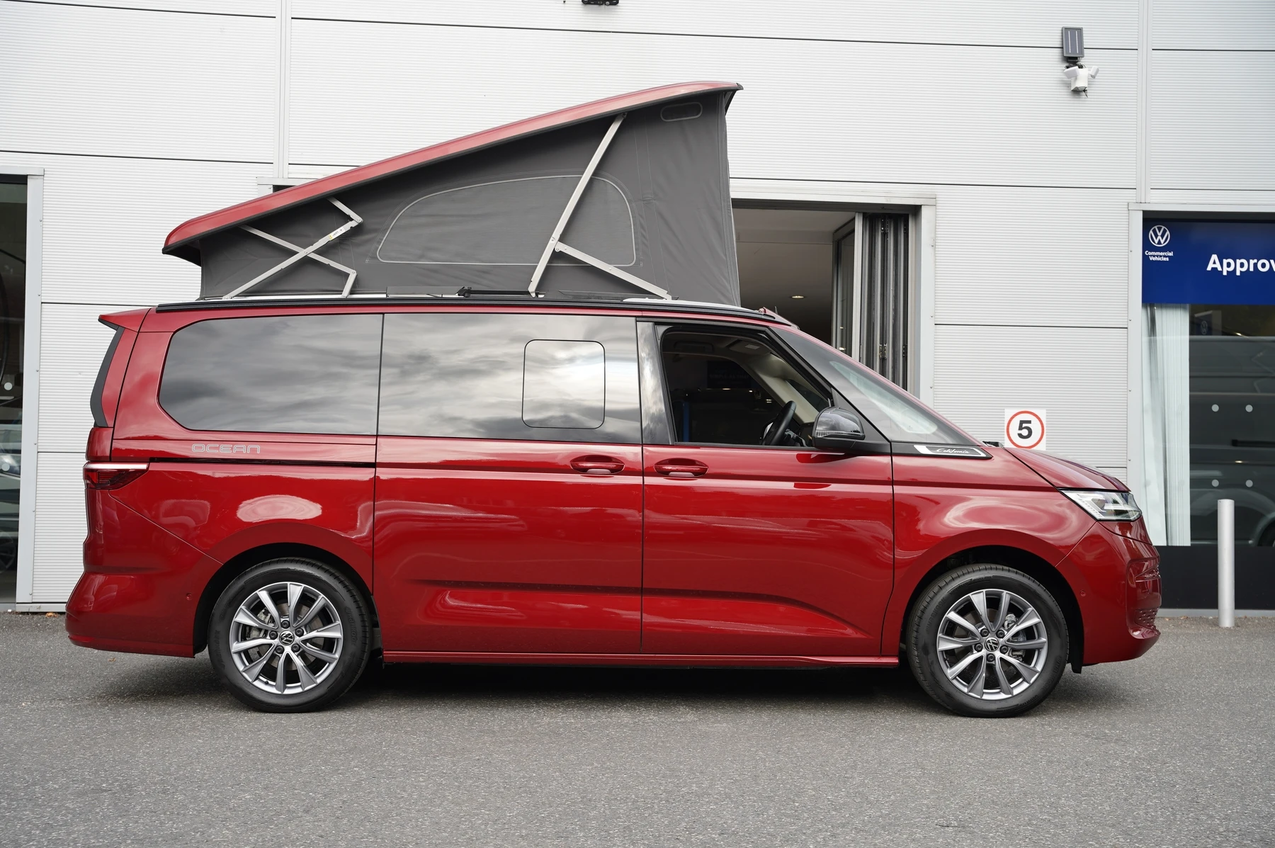 Volkswagen-California-image-3