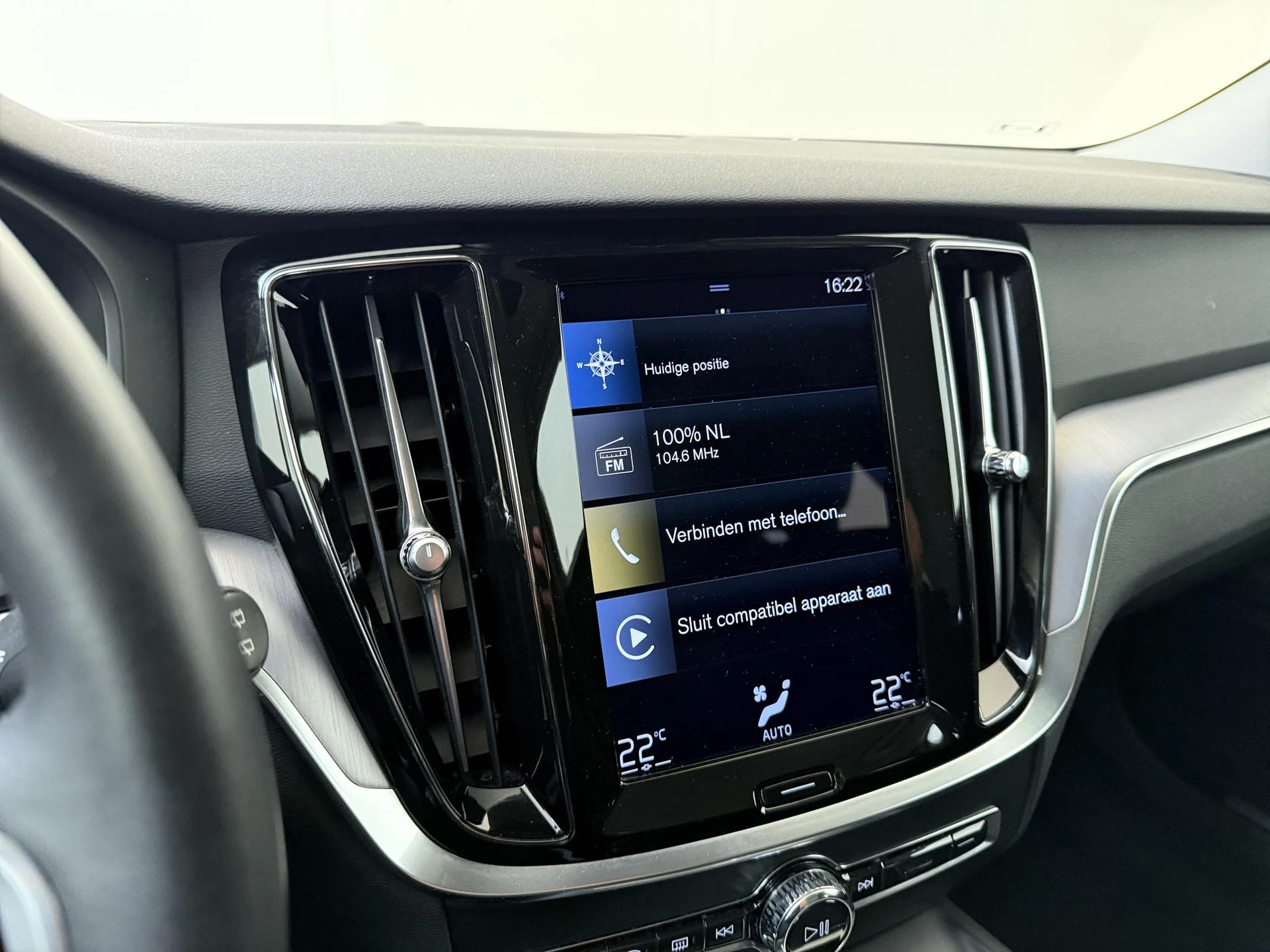 Volvo-V60-image-16