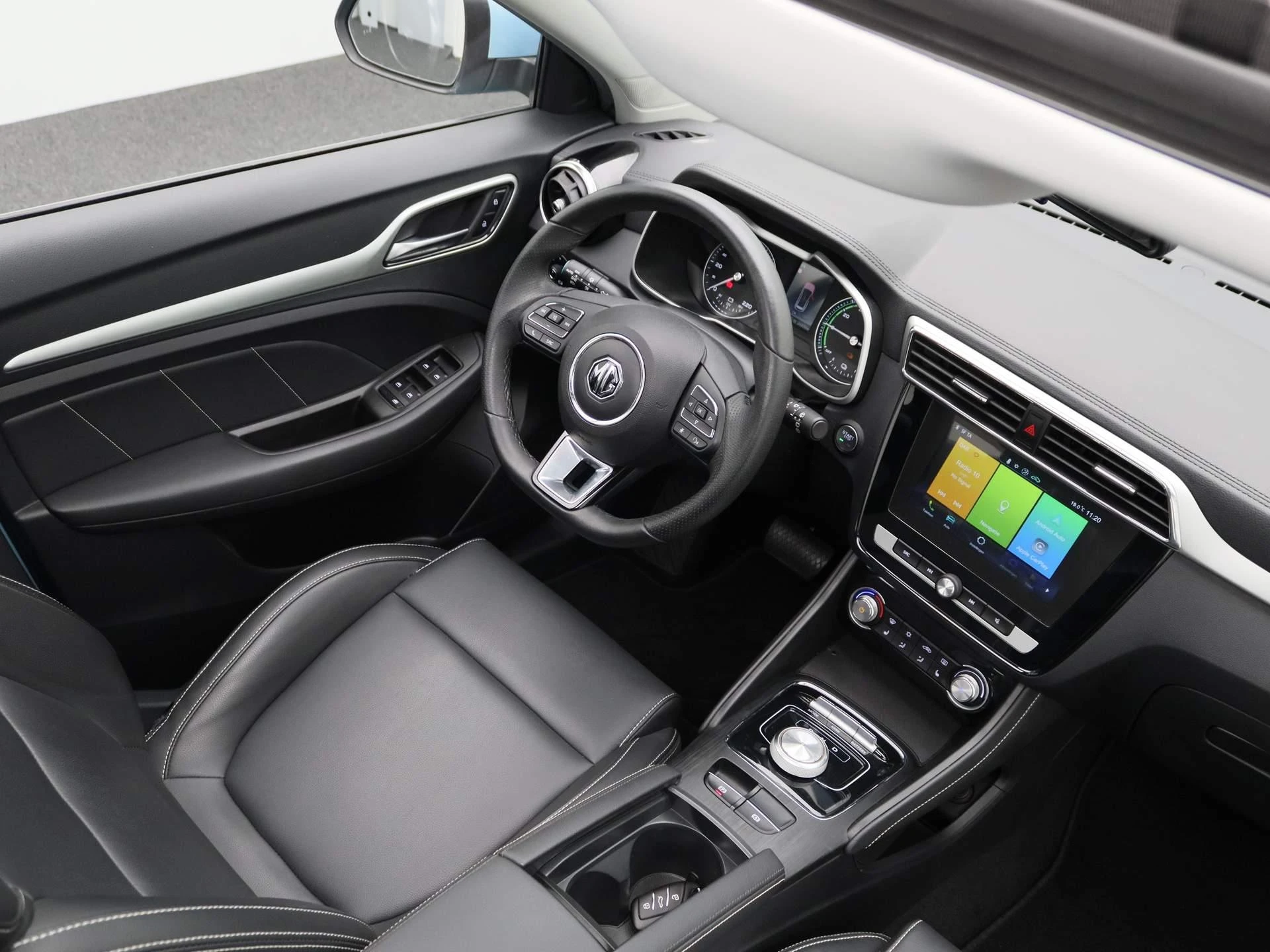 MG-ZS EV-image-15