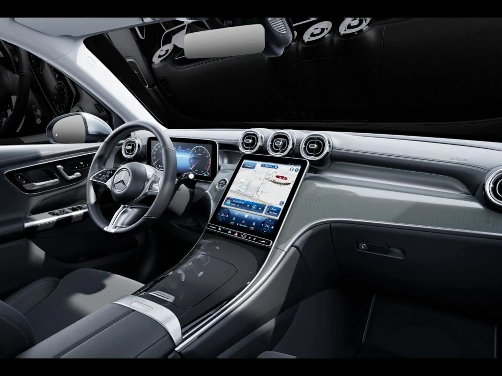 Mercedes-Benz-GLC 200-image-12
