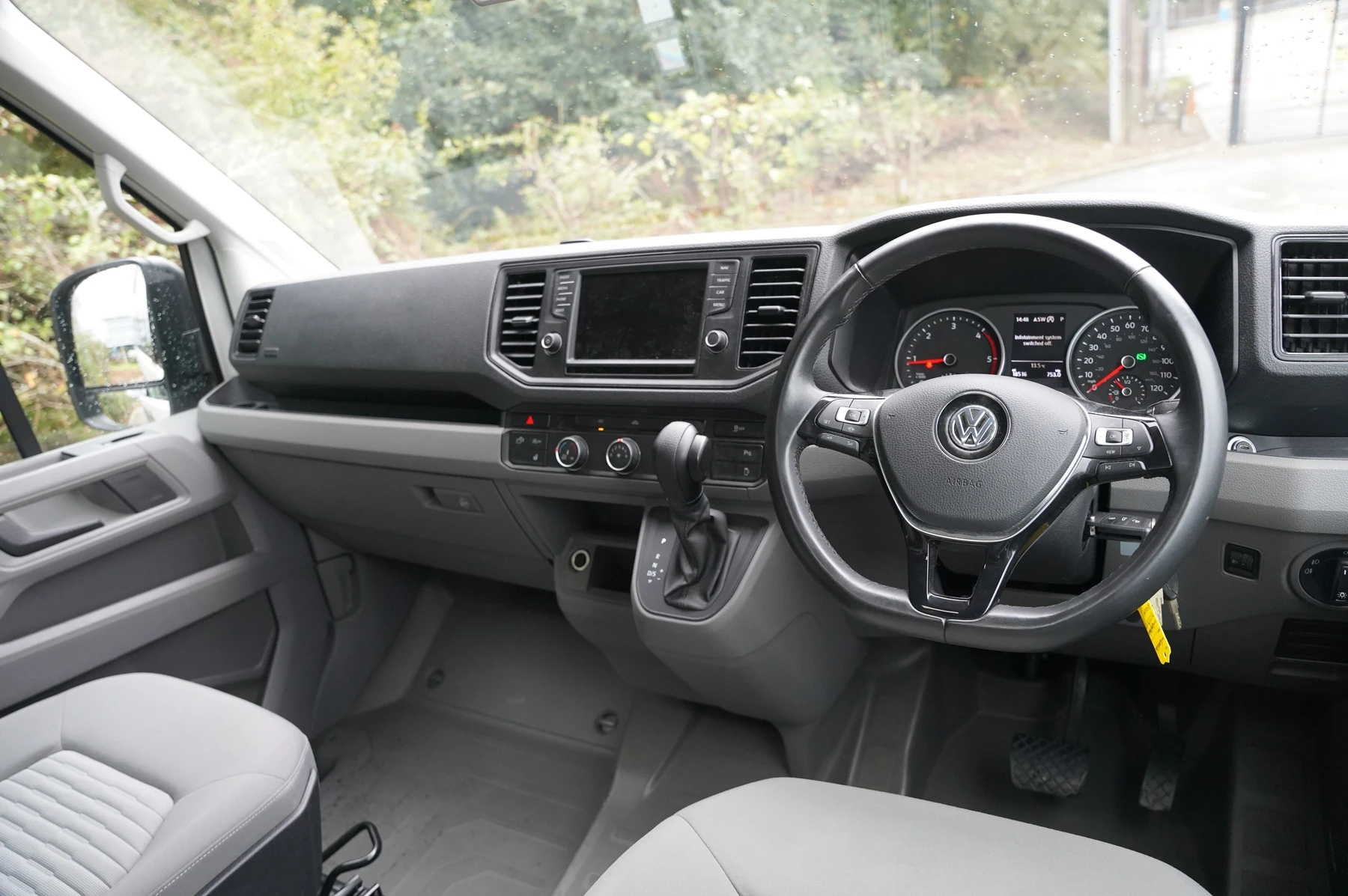 Volkswagen-California-image-5