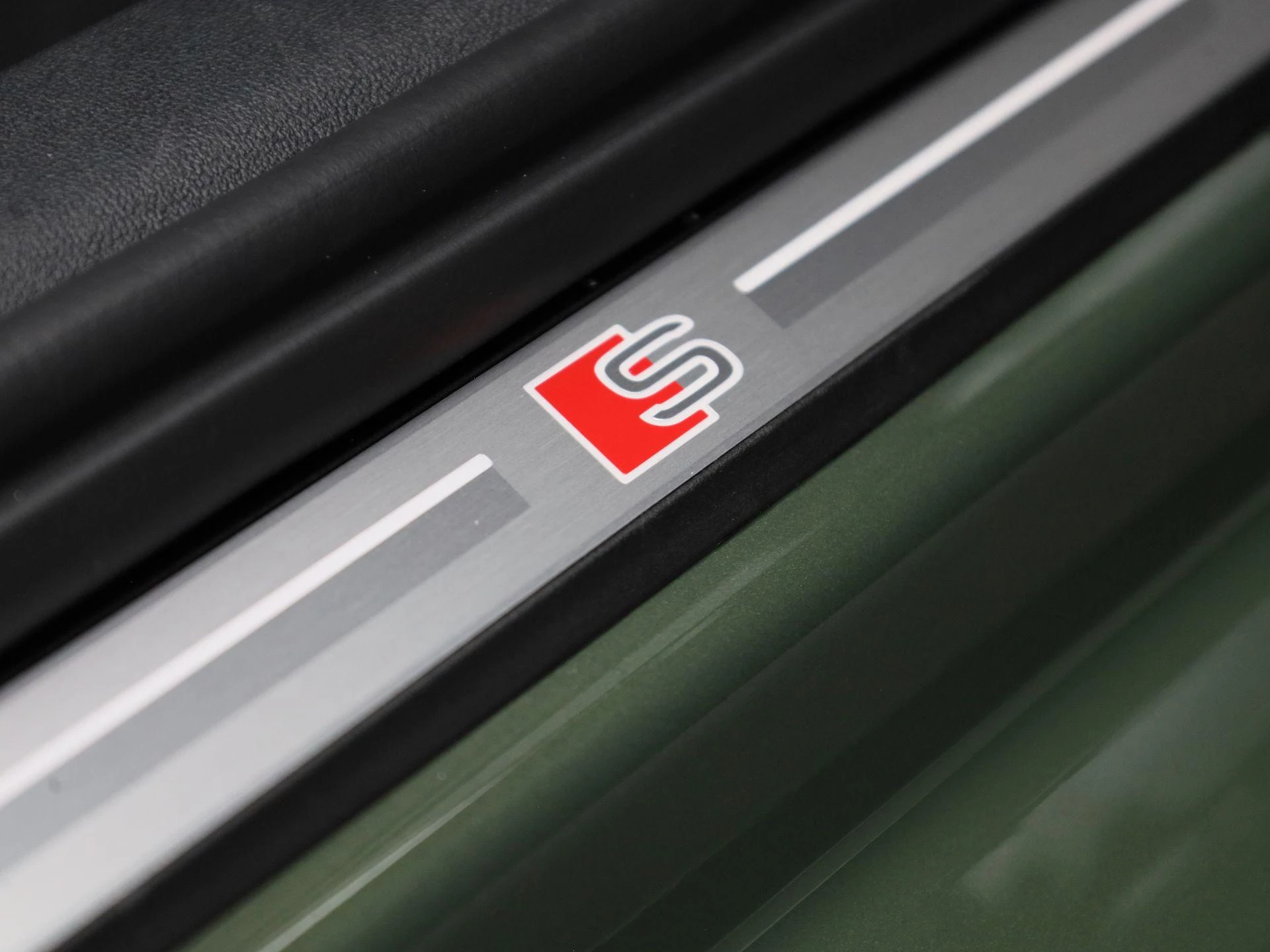 Audi A3 Sportback 45 TFSI e S edition Competition 272 PK