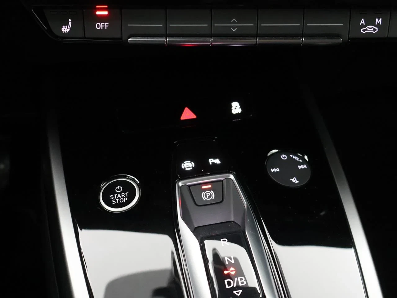 Audi-Q4 e-tron-image-14