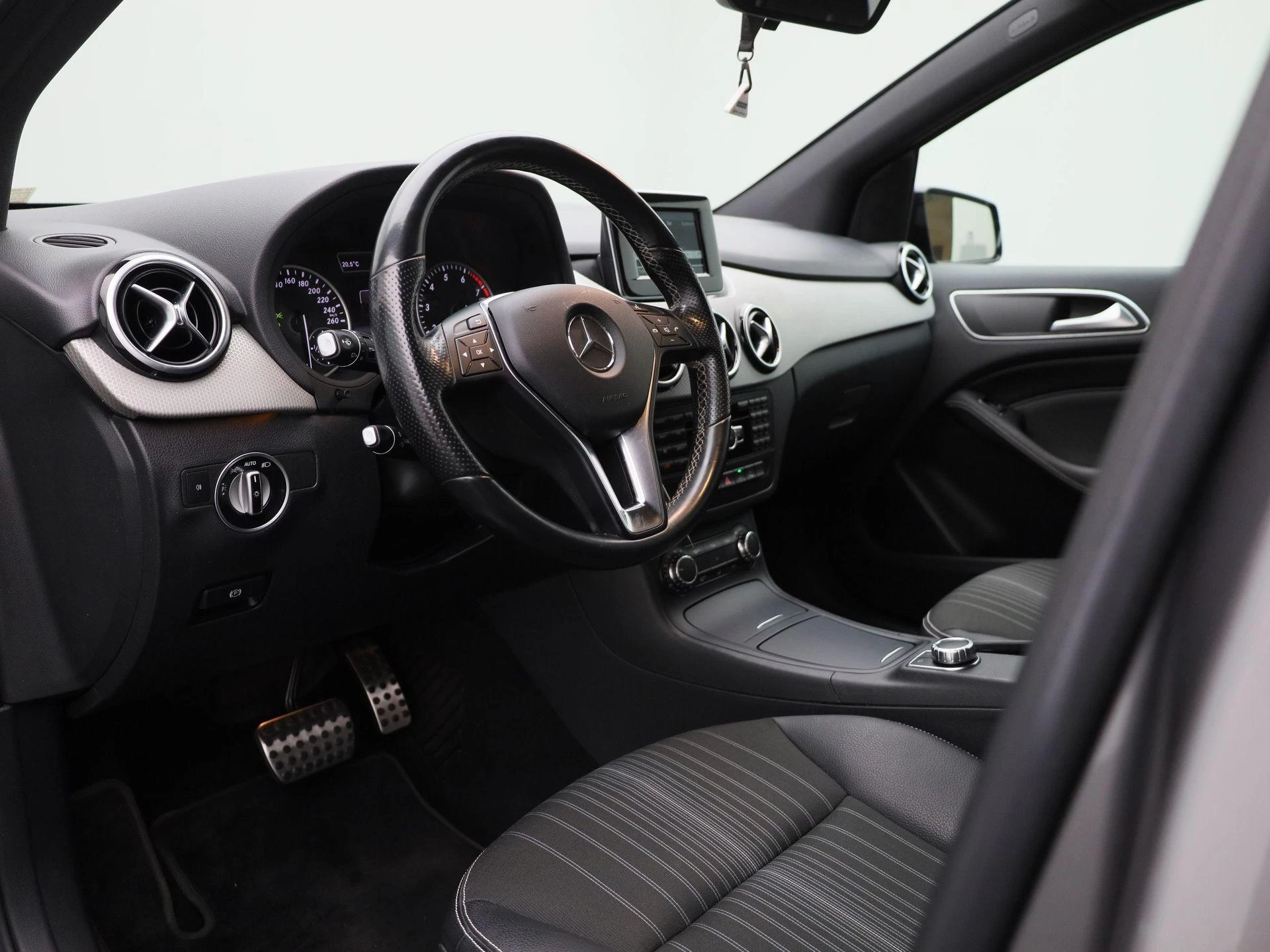 Mercedes-Benz B-Klasse 180 Ambition