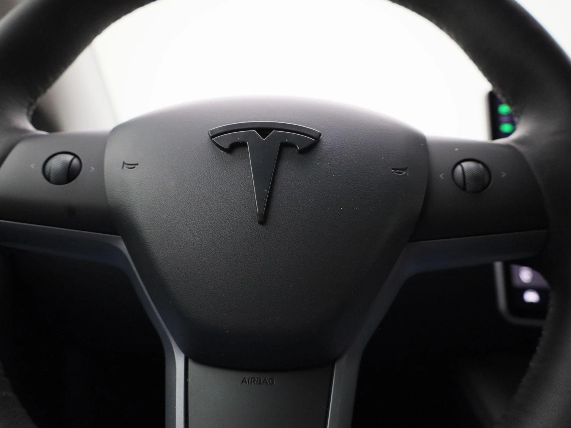 Tesla-Model Y-image-34