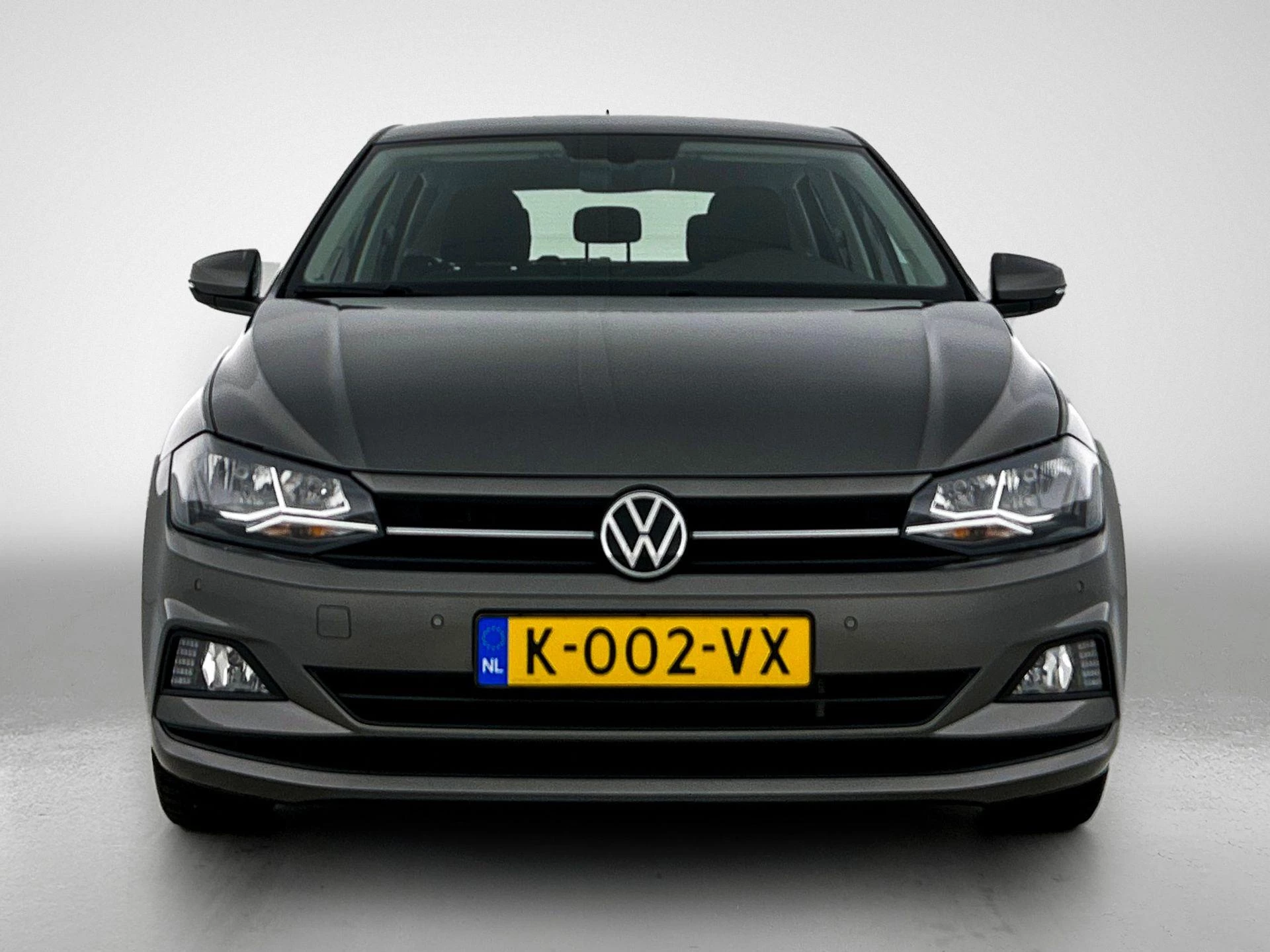 Volkswagen-Polo-image-4