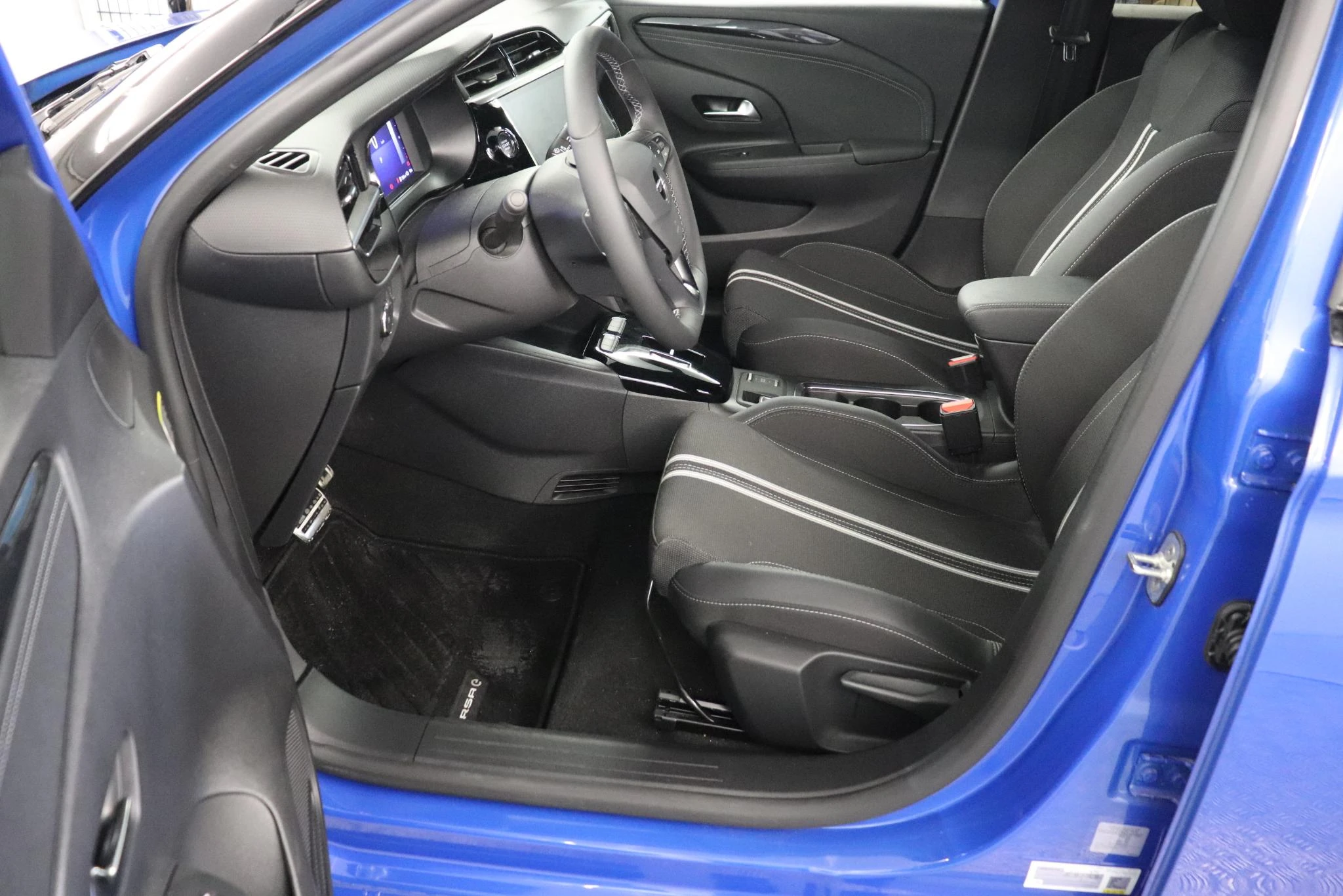 Opel-Corsa-image-9