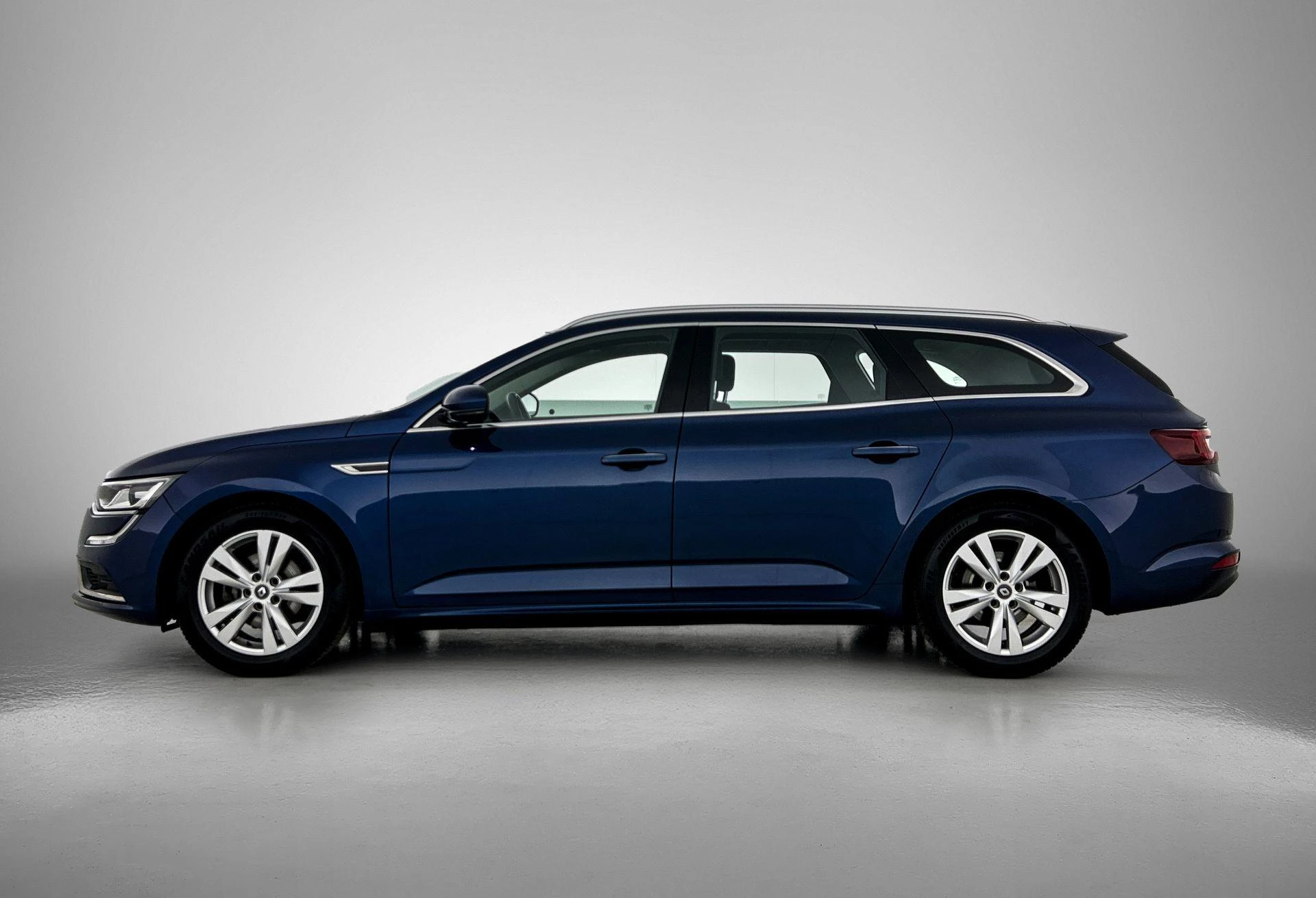 Renault-Talisman-image-1