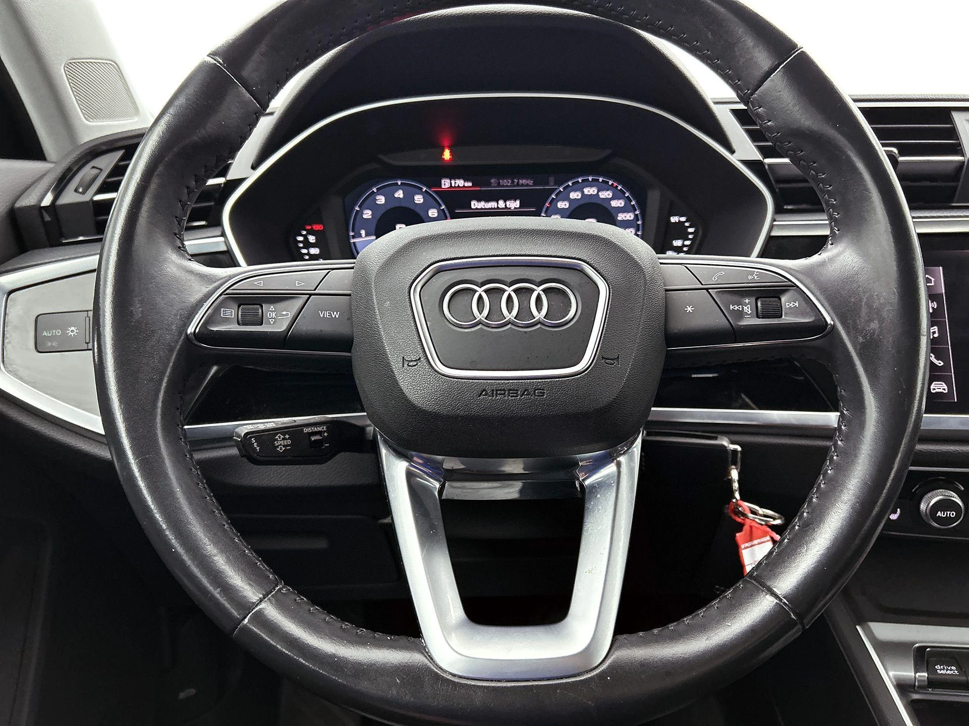 Audi-Q3-image-28