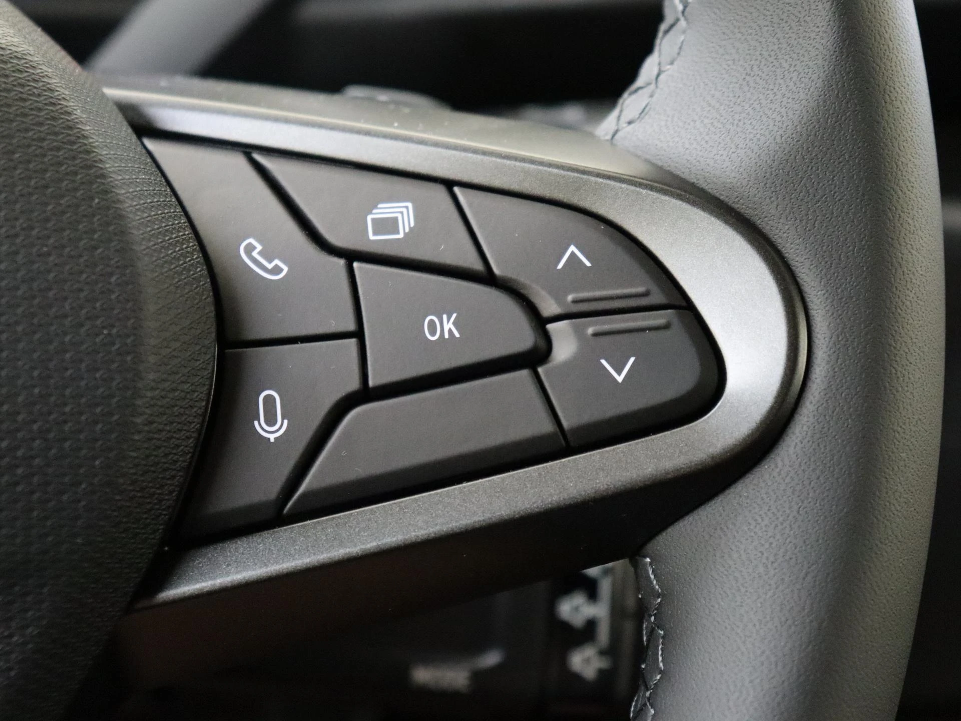 Renault-Twingo-image-12