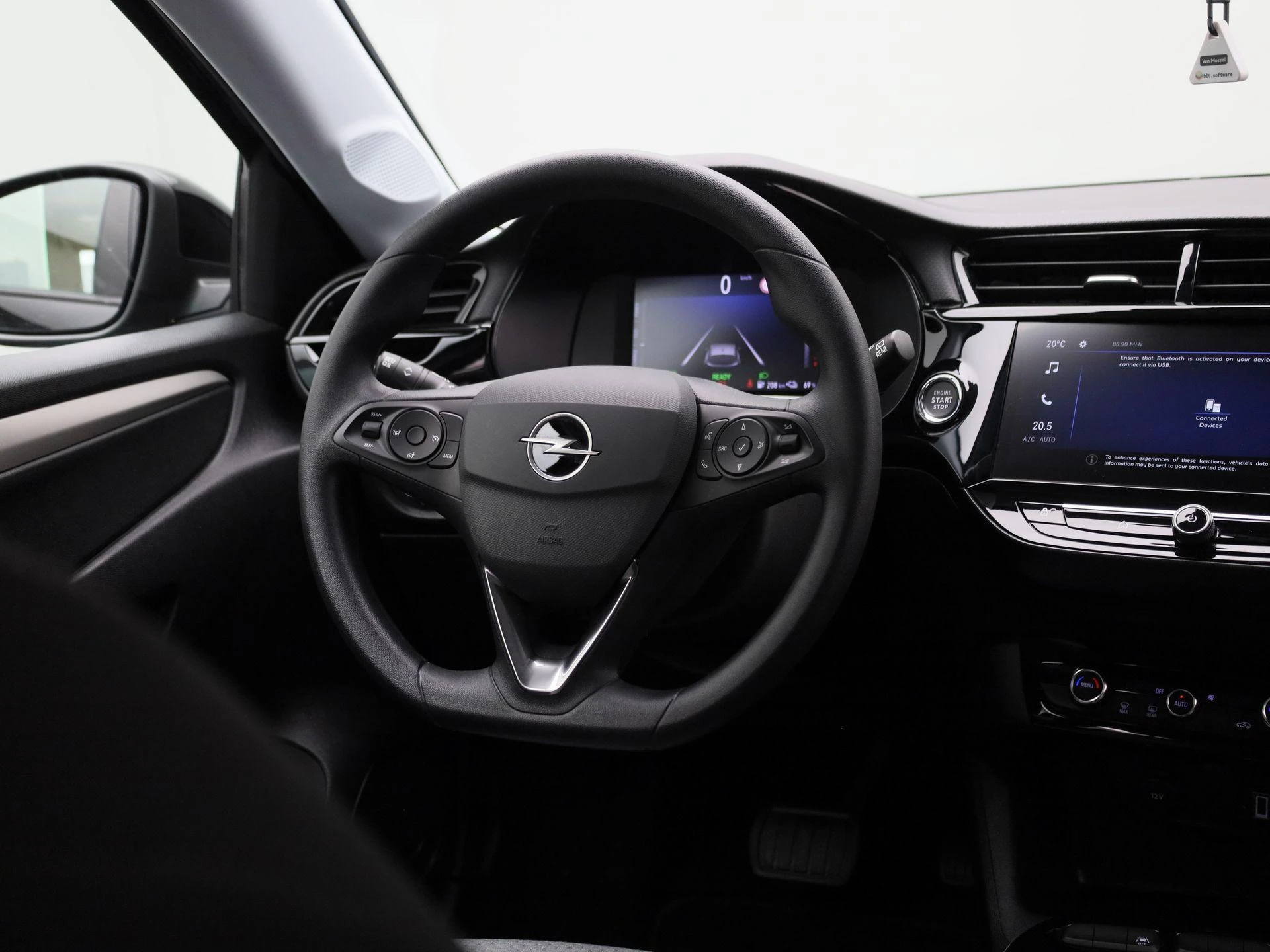 Opel-Corsa-e-image-8