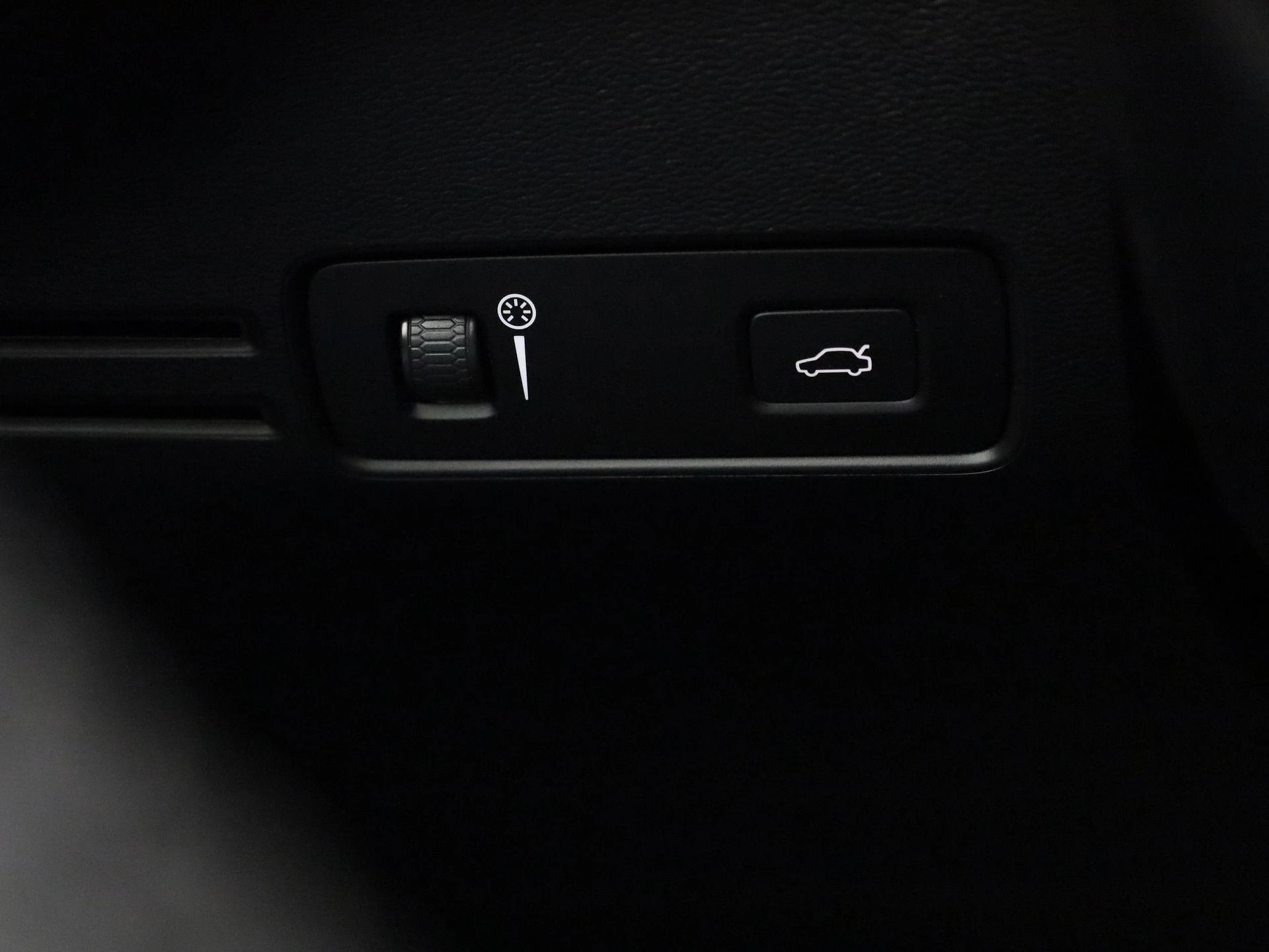 Volvo-XC40-image-21
