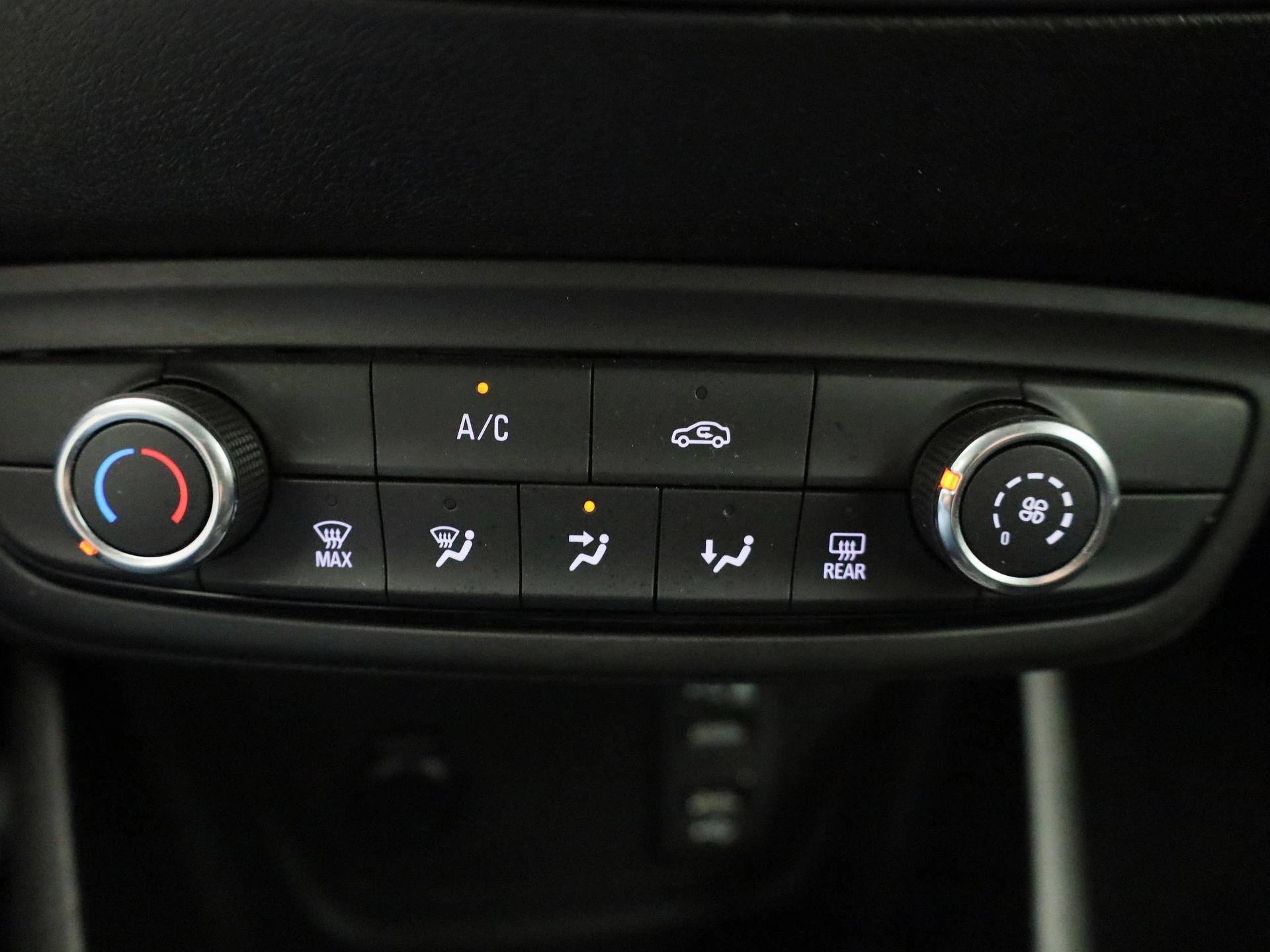 Opel-Crossland-image-18