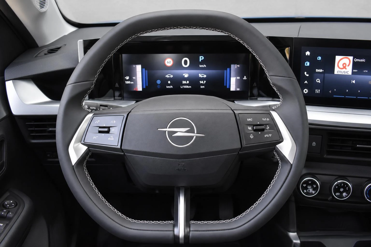 Opel-Frontera-image-14