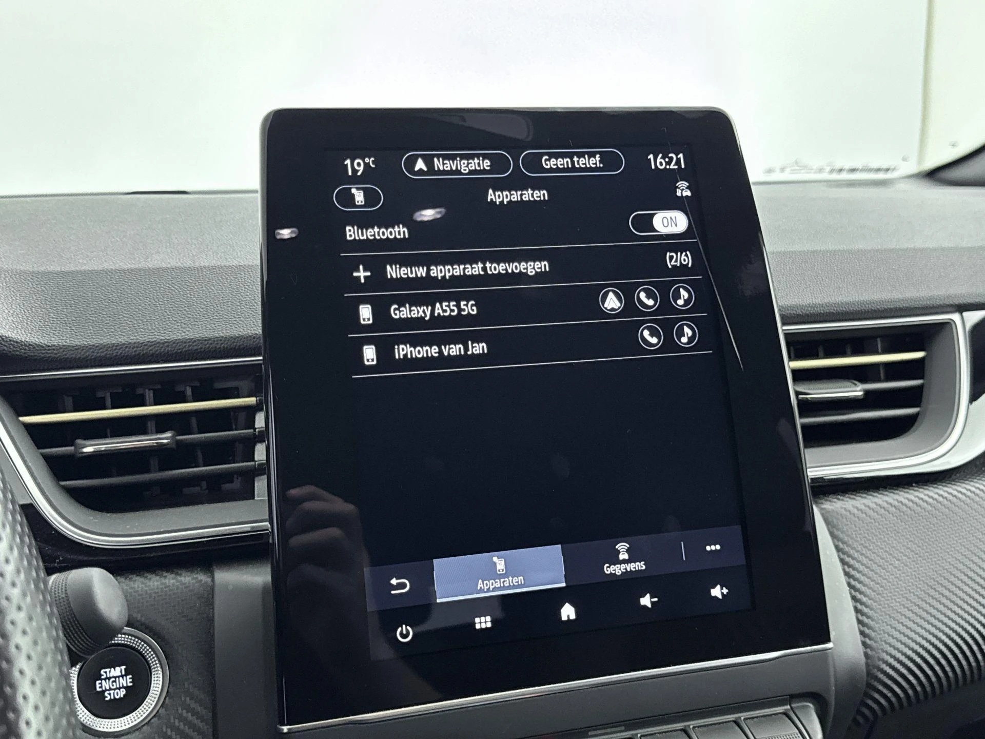 Renault-Captur-image-11