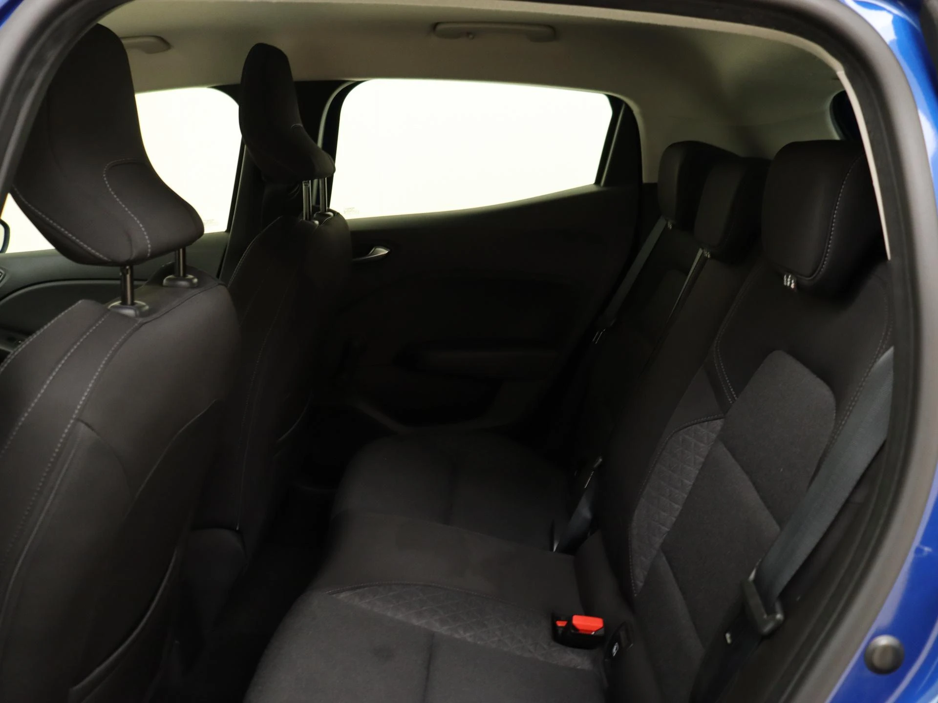 Renault-Clio-image-15