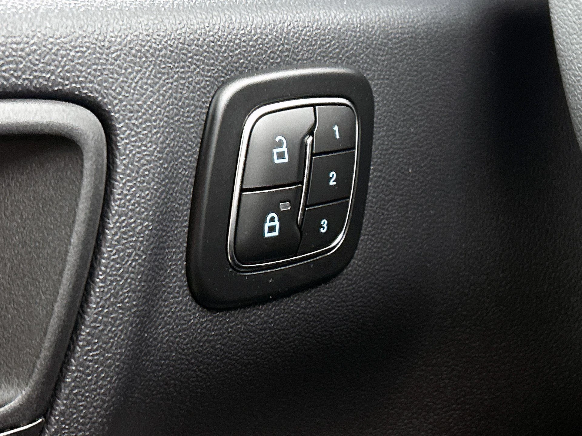 Ford-Kuga-image-11