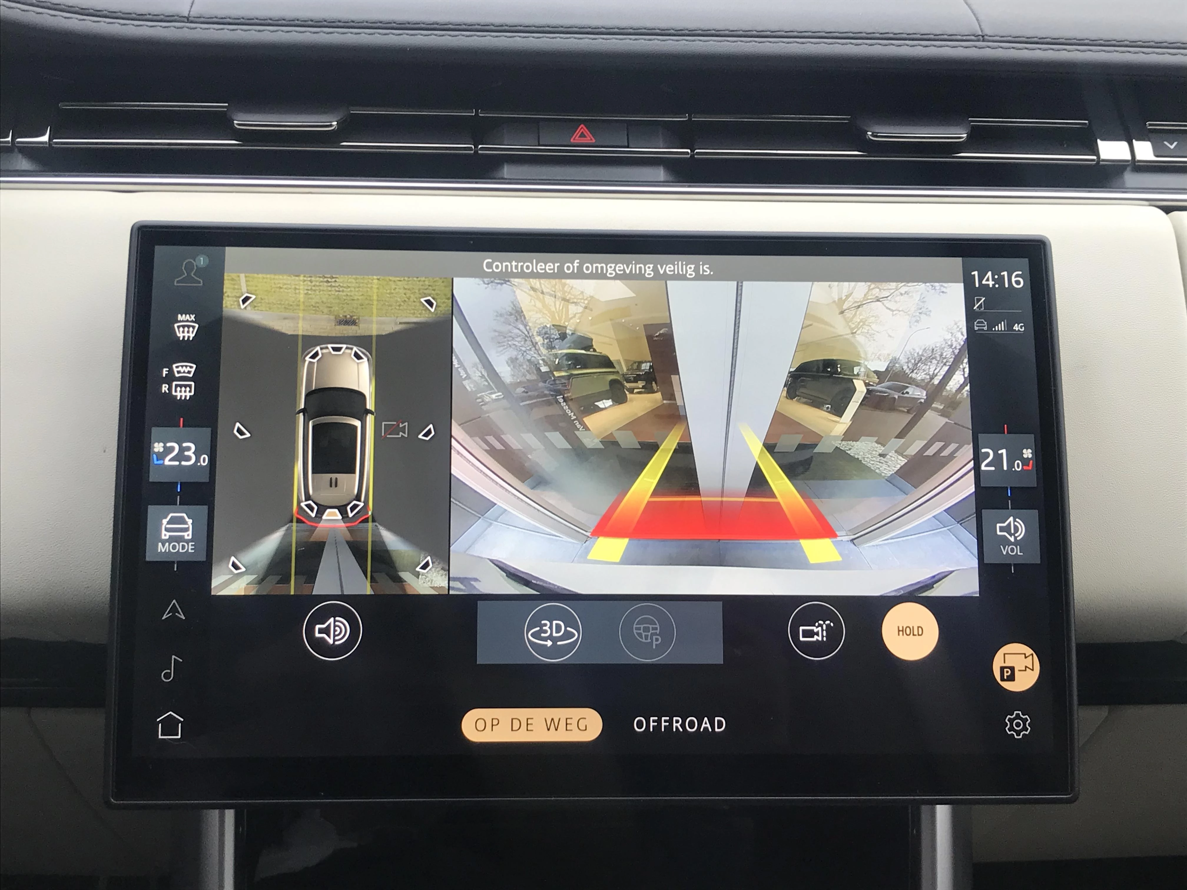 Land Rover-Range Rover-image-26