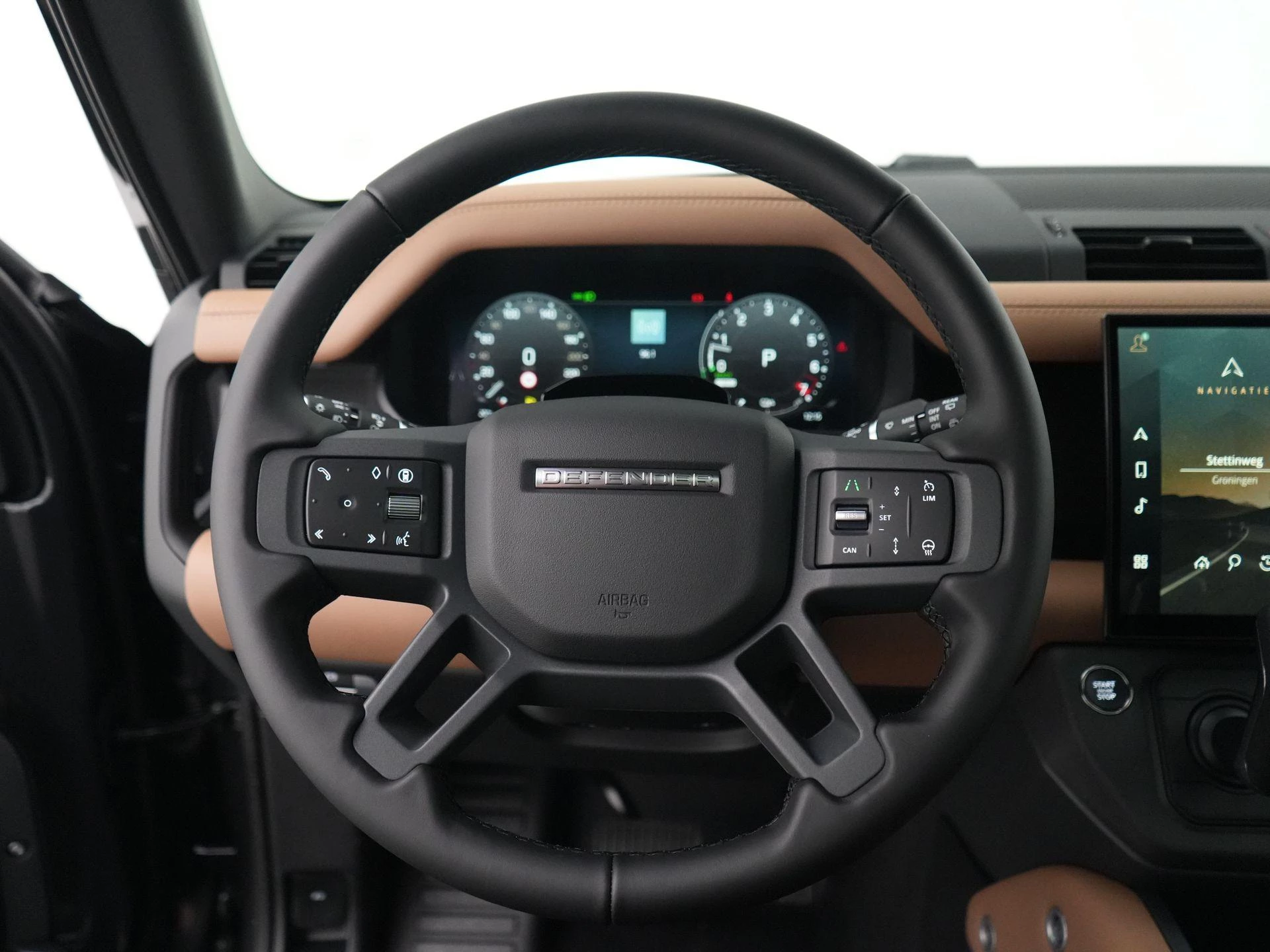 Land Rover Defender 2.0 P300e 110 HSE Dynamic Edition