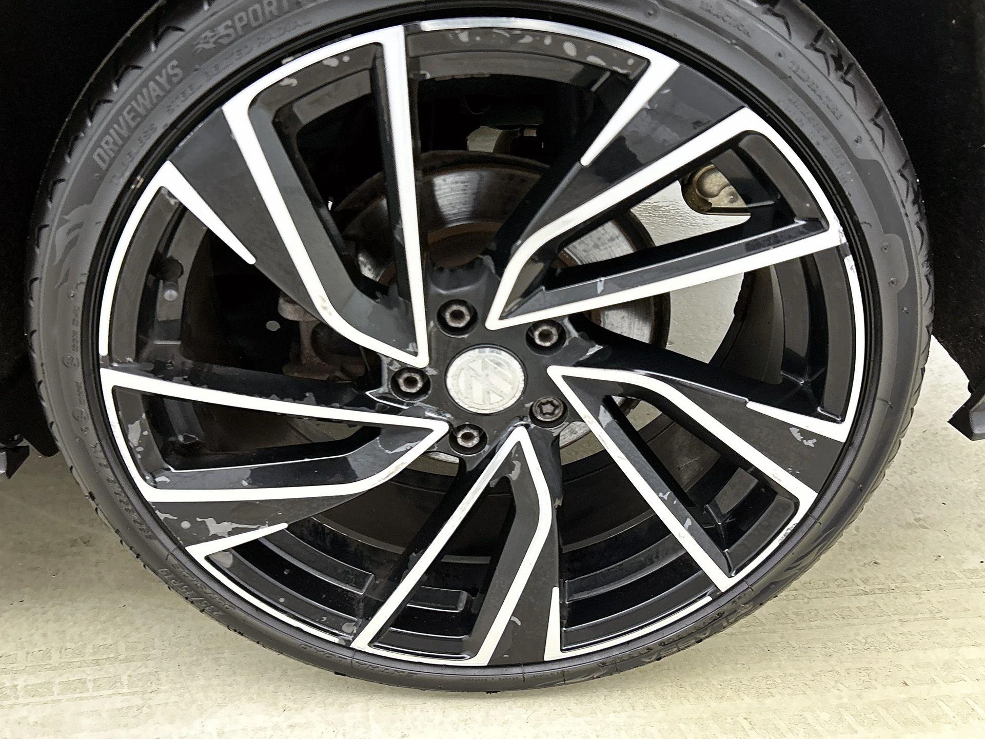 Volkswagen-Golf-image-30