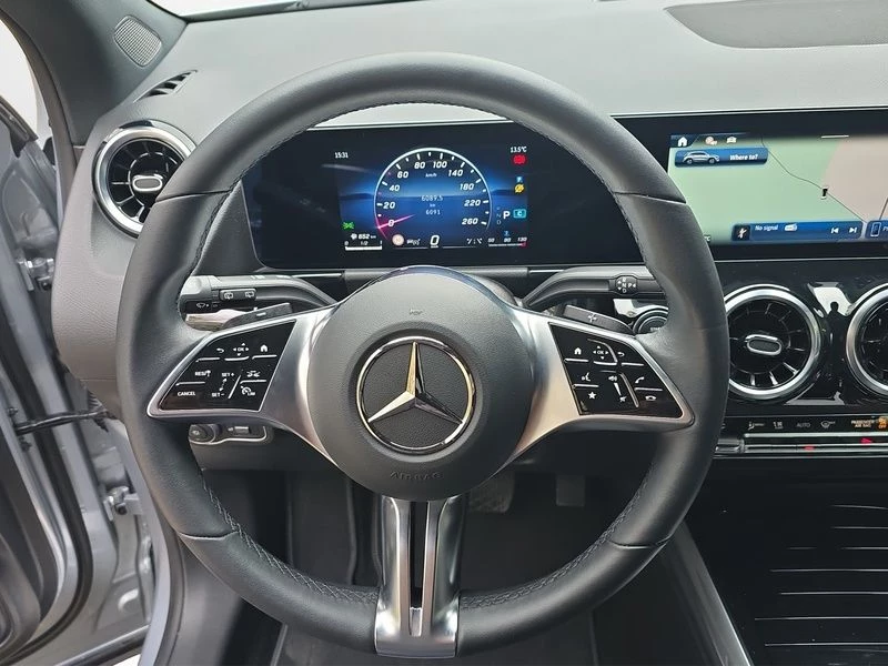 Mercedes-Benz GLA 200 d PROGRESSIVE AHK DISTRONIC LED MBUX Progressive