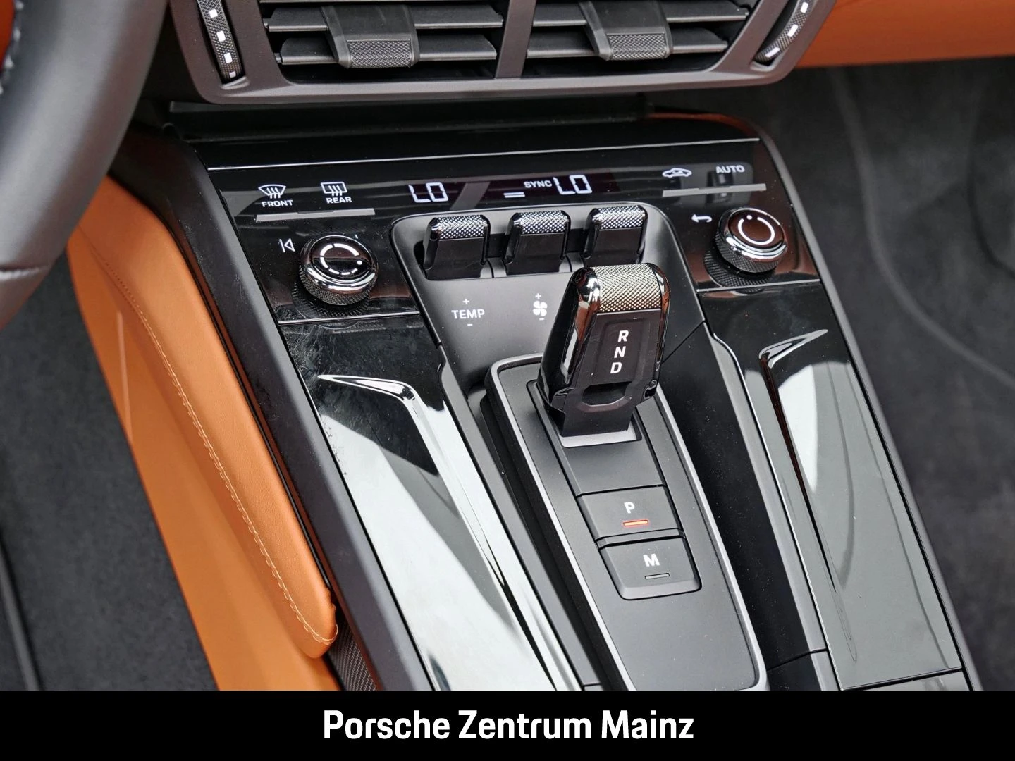 Porsche-911-image-22
