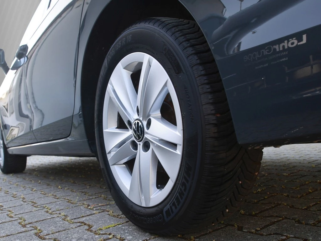 Volkswagen Golf Variant 1.5 eTSI DSG Life *LED*App-Connect*PDC*Climatronic*Sitz/Lenkradheizung*Bluetooth*