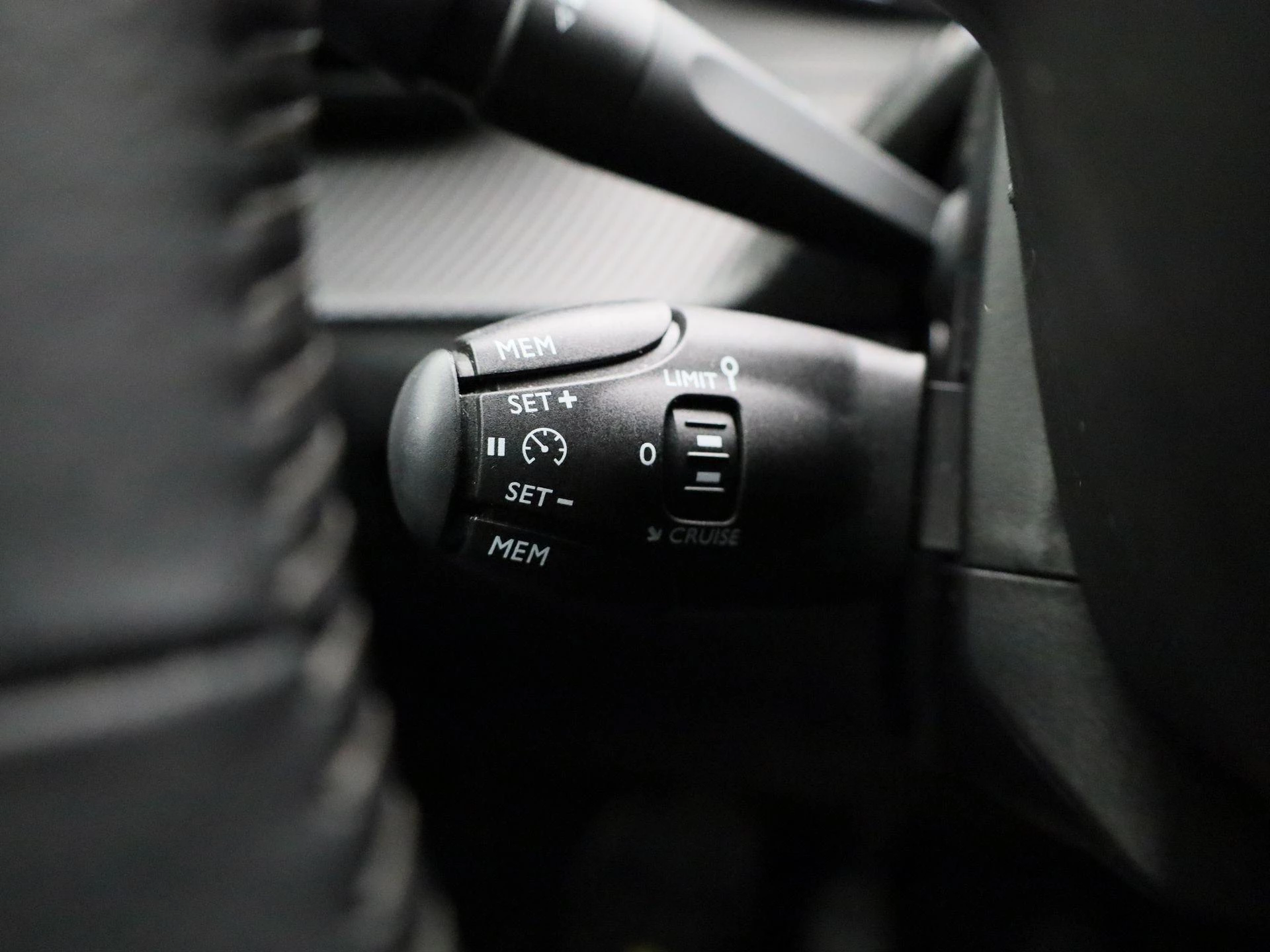 Peugeot 208 1.2 PureTech Active Pack